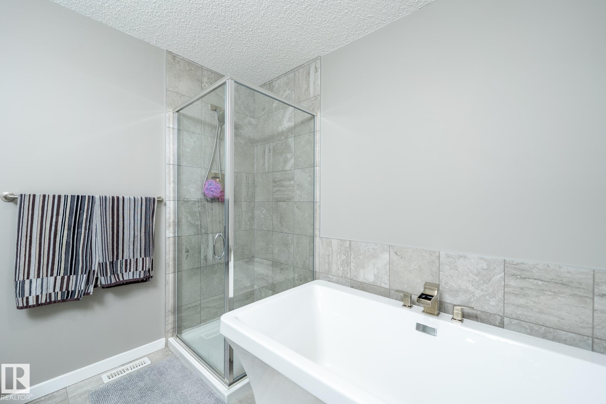 Photo 24 at 1124 161 Street SW, Glenridding Heights, Edmonton