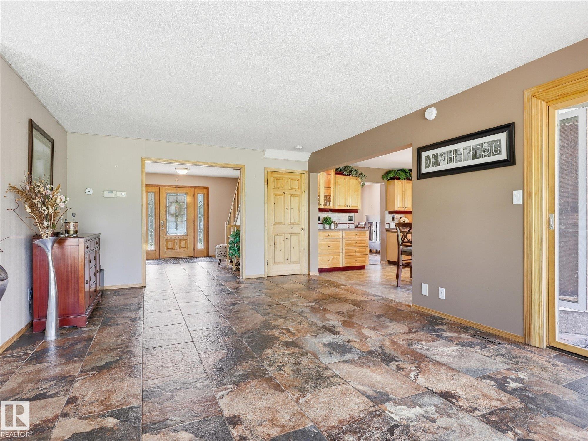 Photo 13 at 51408 Rge Road 224, None, Rural Strathcona County