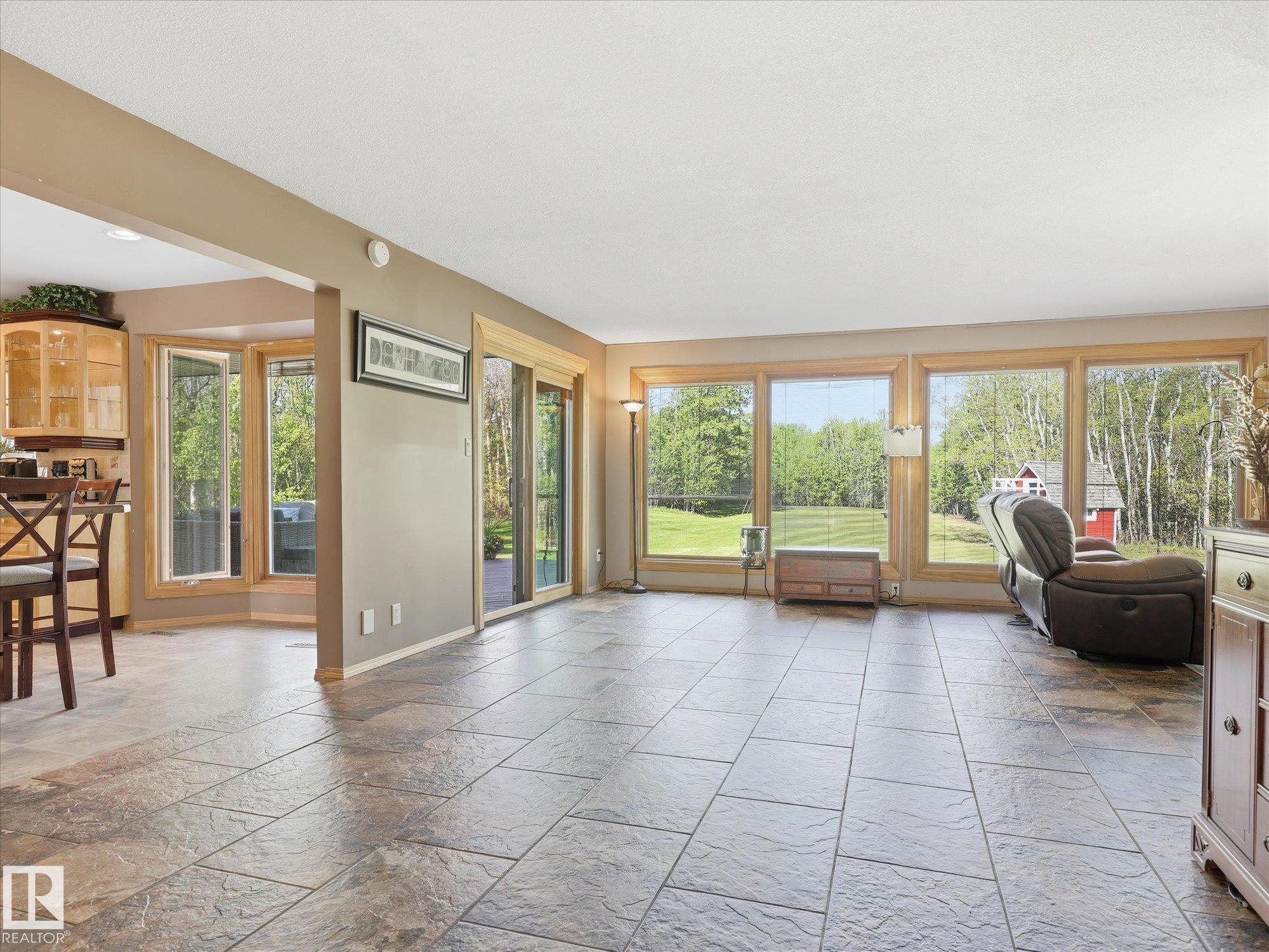 Photo 9 at 51408 Rge Road 224, None, Rural Strathcona County