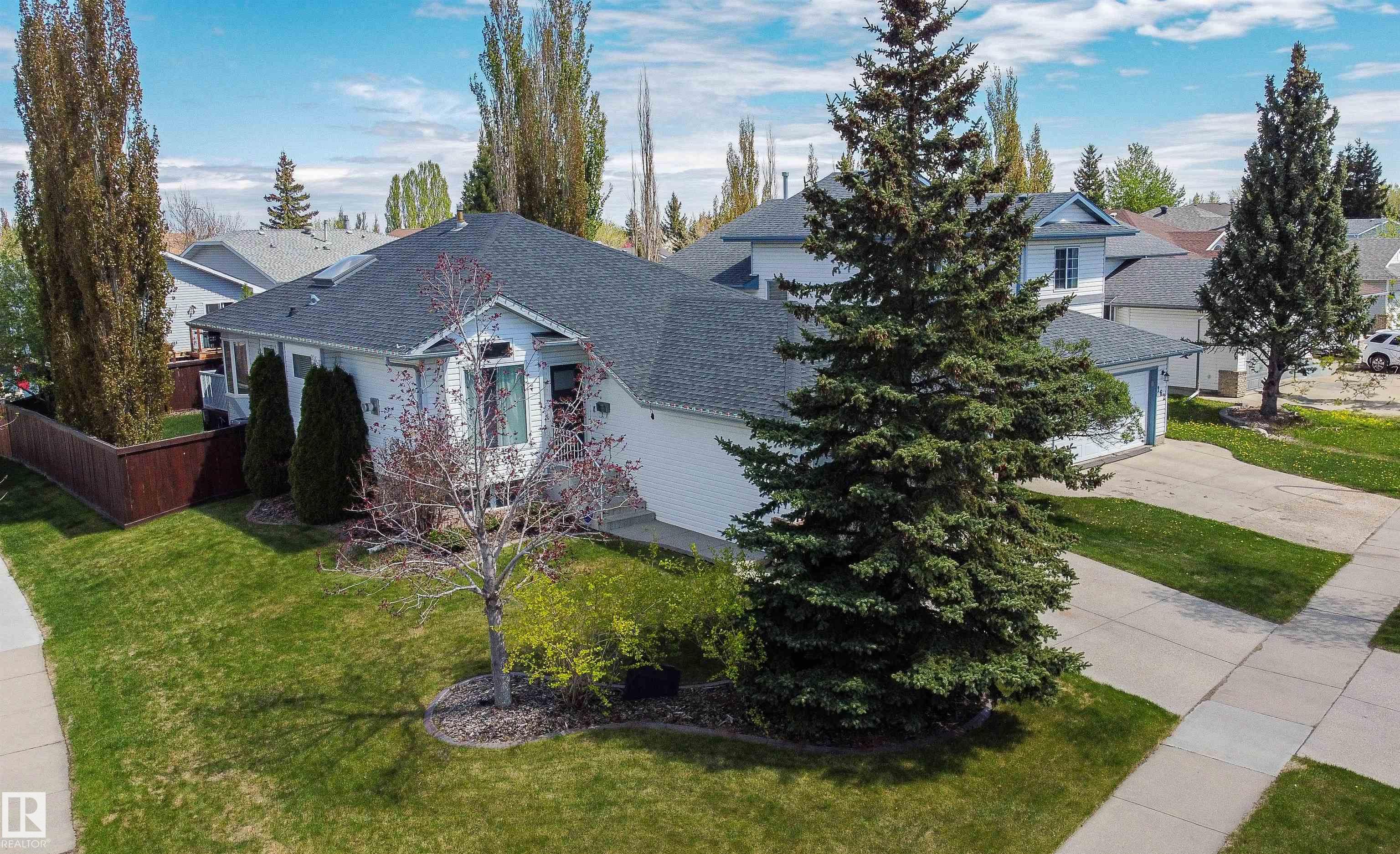 Photo 2 at 160 Regency Drive, Regency Park, Sherwood Park