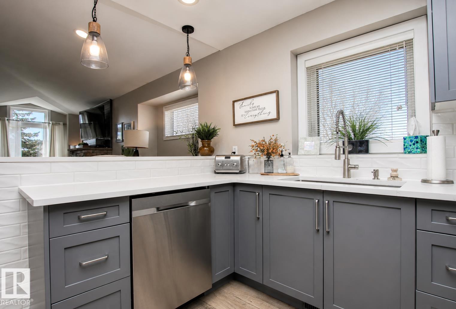 Photo 11 at 160 Regency Drive, Regency Park, Sherwood Park