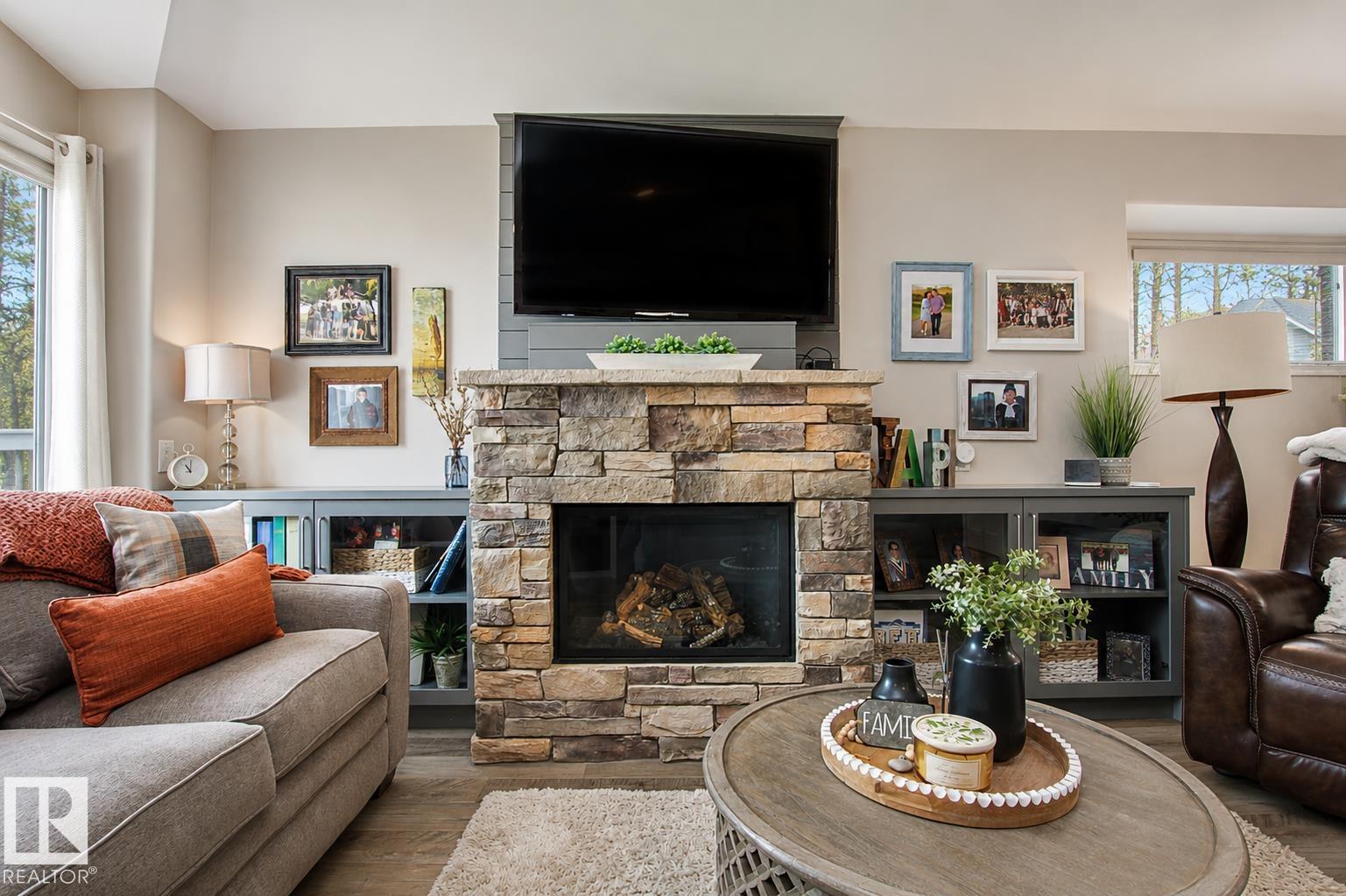 Photo 5 at 160 Regency Drive, Regency Park, Sherwood Park