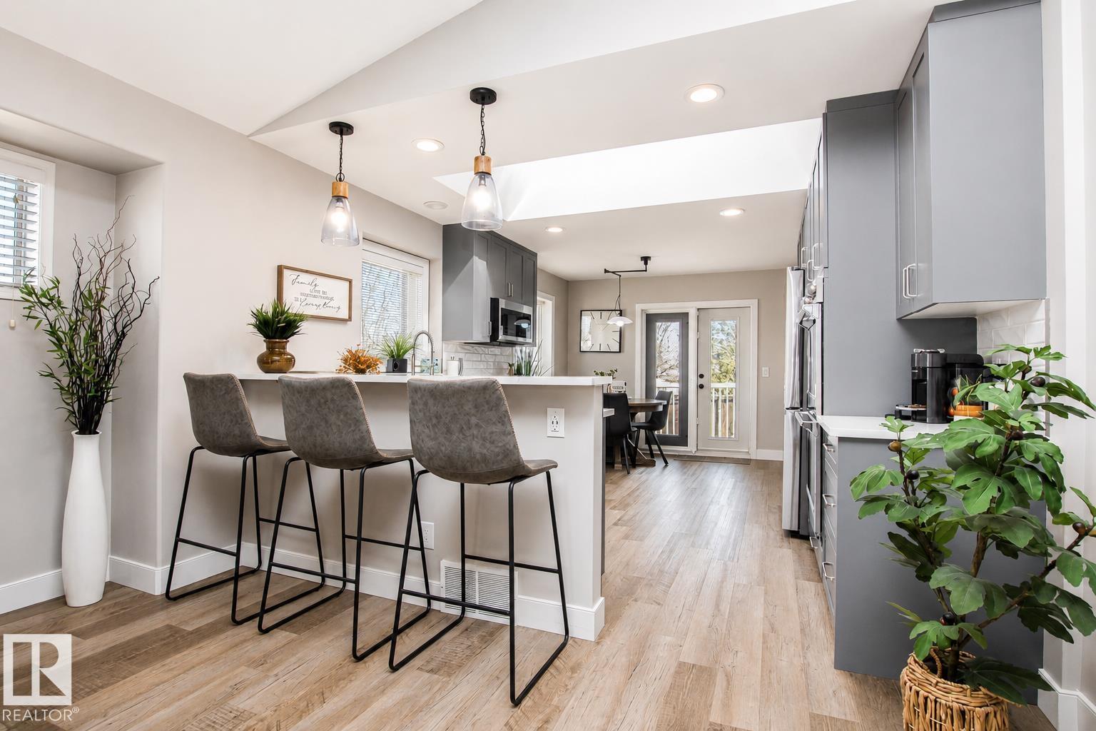 Photo 7 at 160 Regency Drive, Regency Park, Sherwood Park