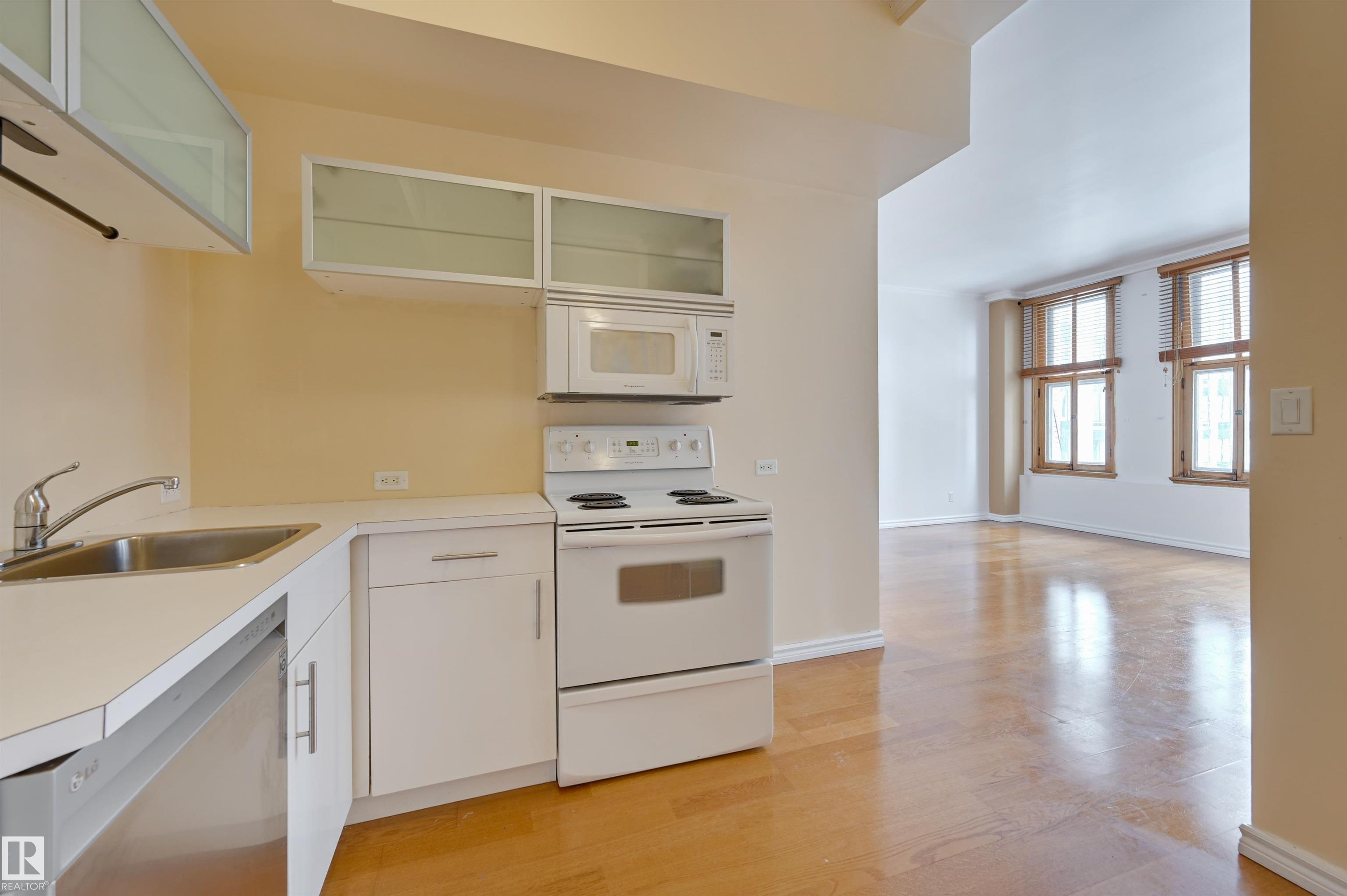 Photo 20 at 902 - 10134 100 Street NW, Downtown, Edmonton