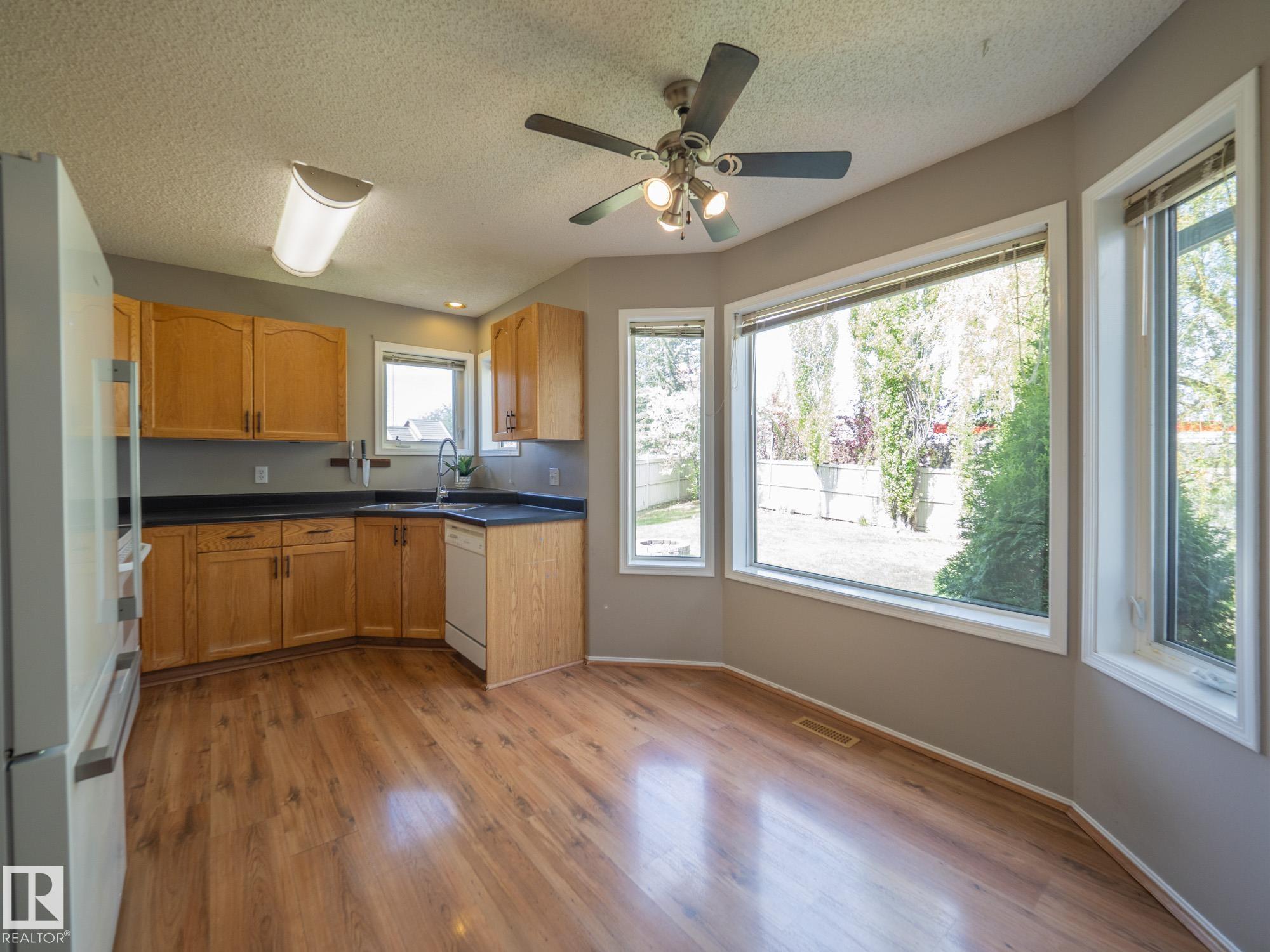 Photo 10 at 129 Regency Drive, Regency Park, Sherwood Park