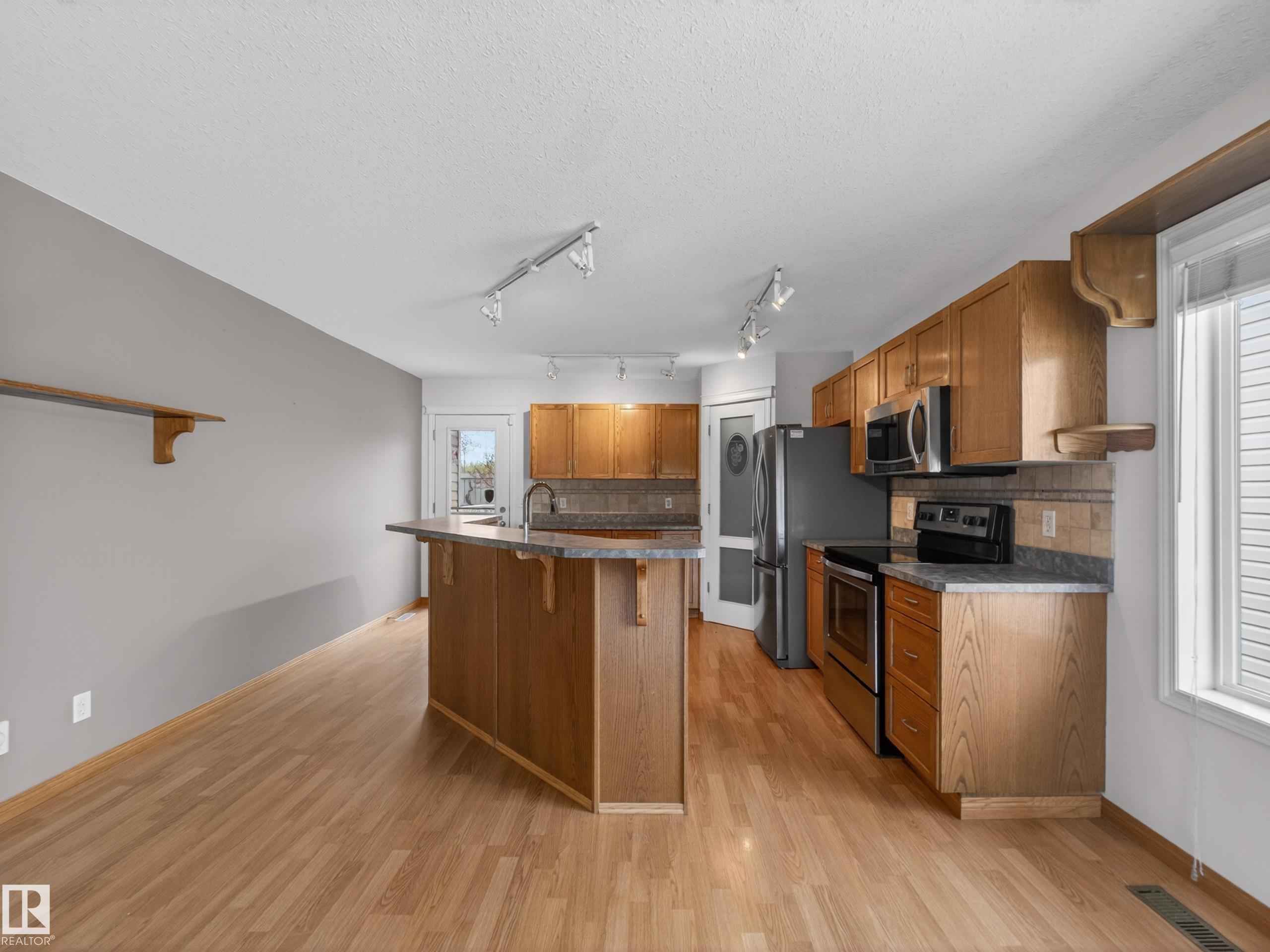 Photo 14 at 108 Ridgepoint Way, The Ridge, Sherwood Park