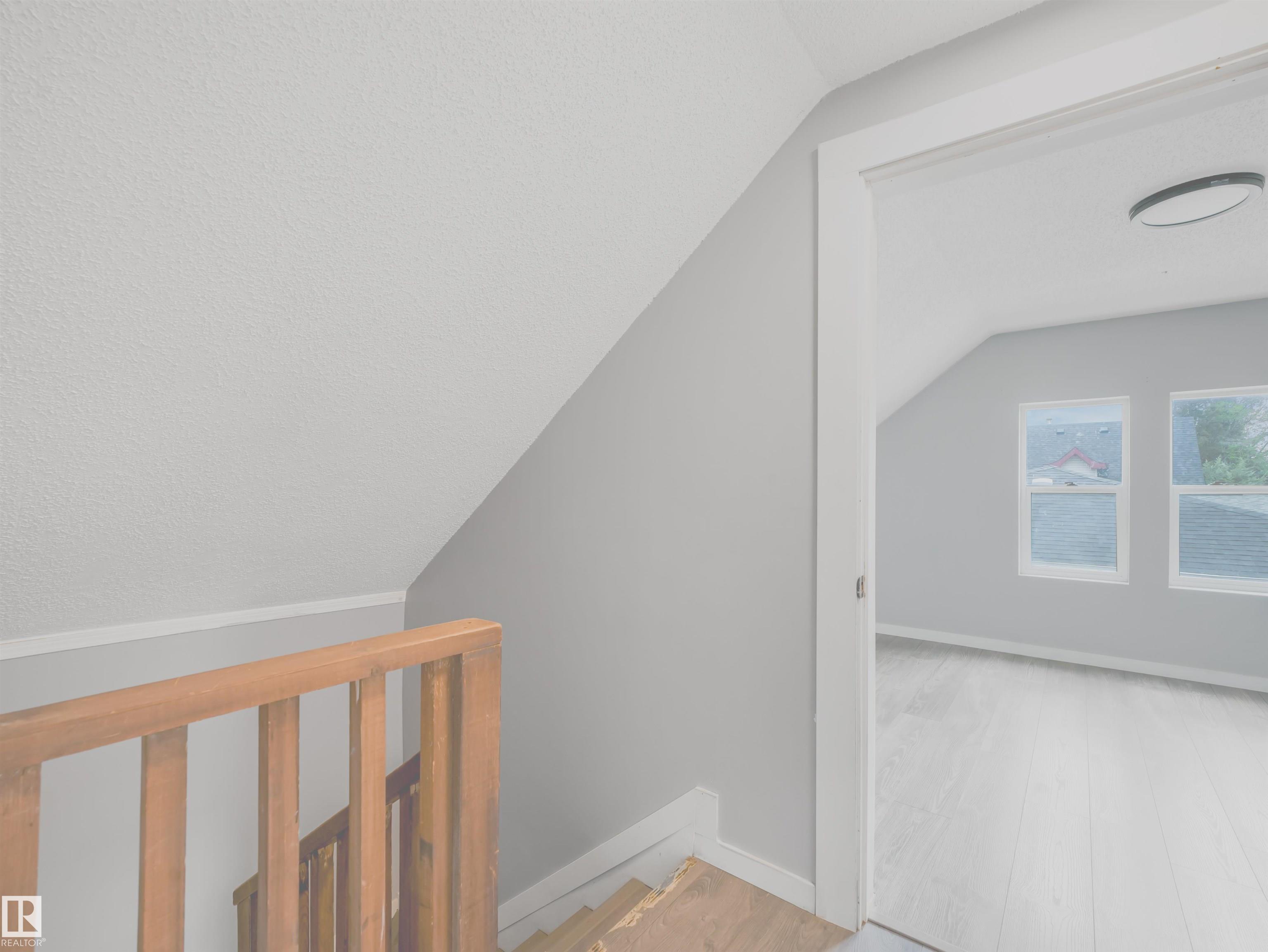 Photo 22 at 9911 161 Street NW, Glenwood, Edmonton