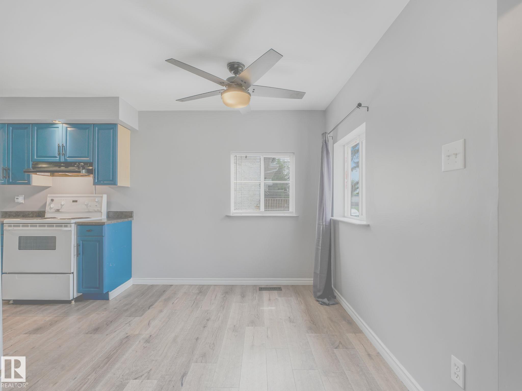 Photo 8 at 9911 161 Street NW, Glenwood, Edmonton