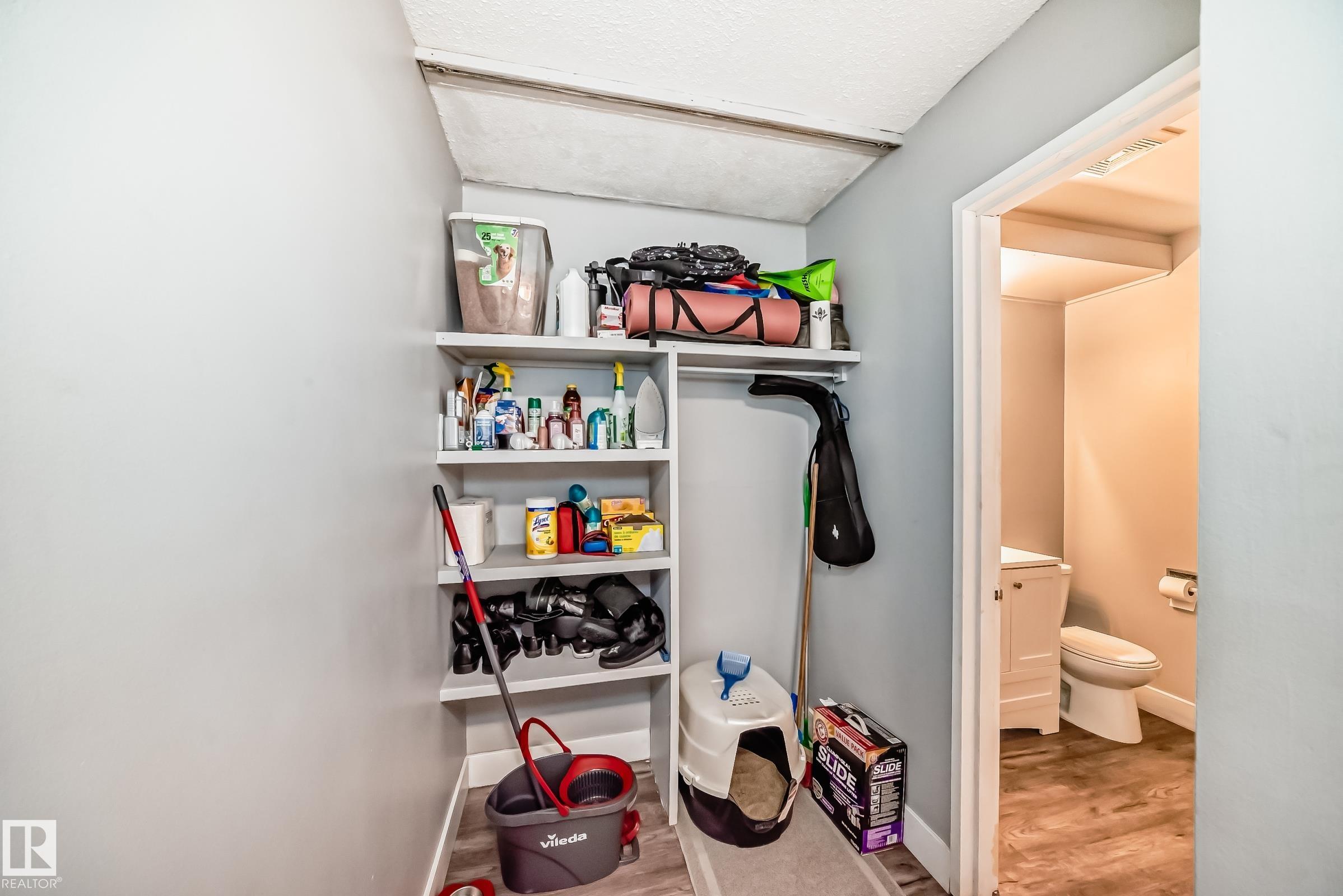 https://zimg.paragon.ice.com/ParagonImages/Property/PM/RAE/225403242/11/0/0/810f7ba2b0e0018ccad1efc0a64c224f/1/724acd6c5b804f0d43b8edfe4c3fcd7d/225403242-b294f485-b520-44f7-9277-dffb421fd9ae.JPG