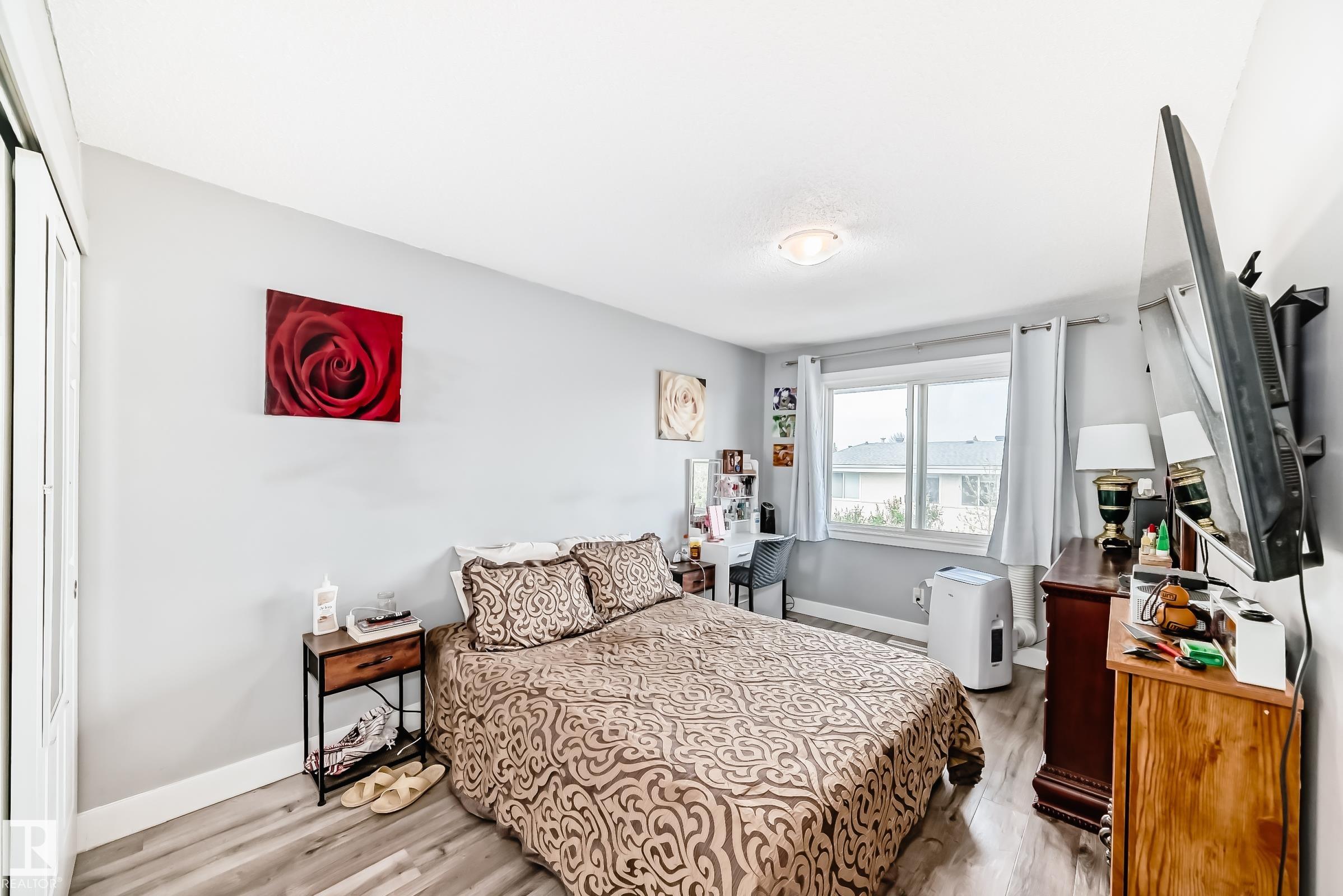 Photo 17 at 167 Roseland Village NW, Northmount, Edmonton