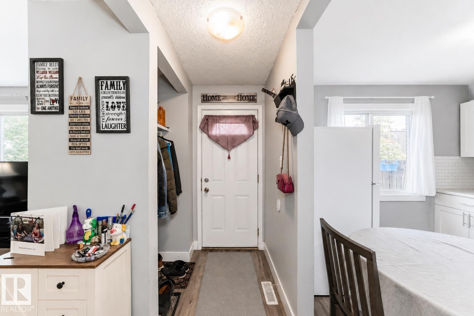 167 Roseland Village NW, Northmount, Edmonton