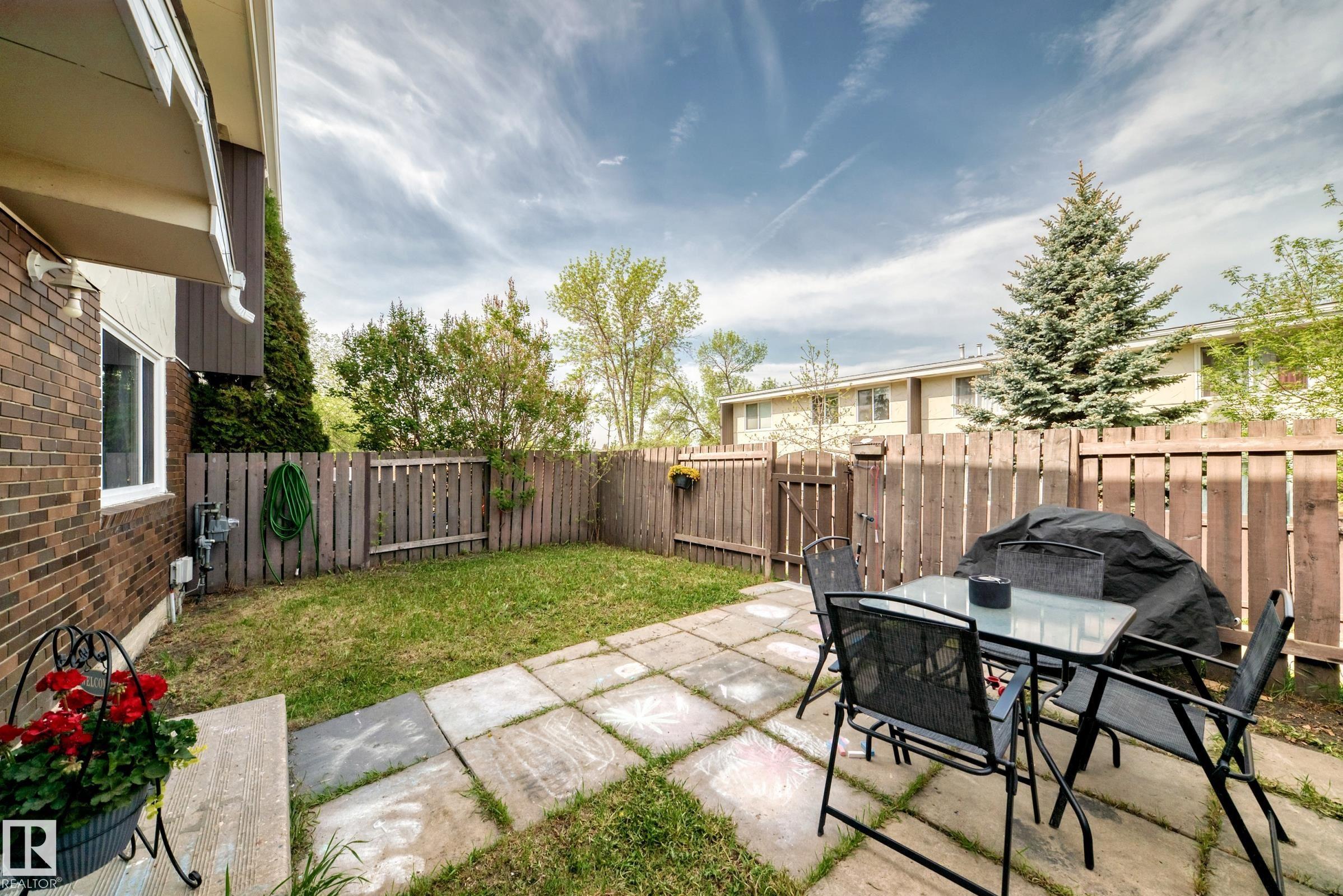 Photo 35 at 167 Roseland Village NW, Northmount, Edmonton