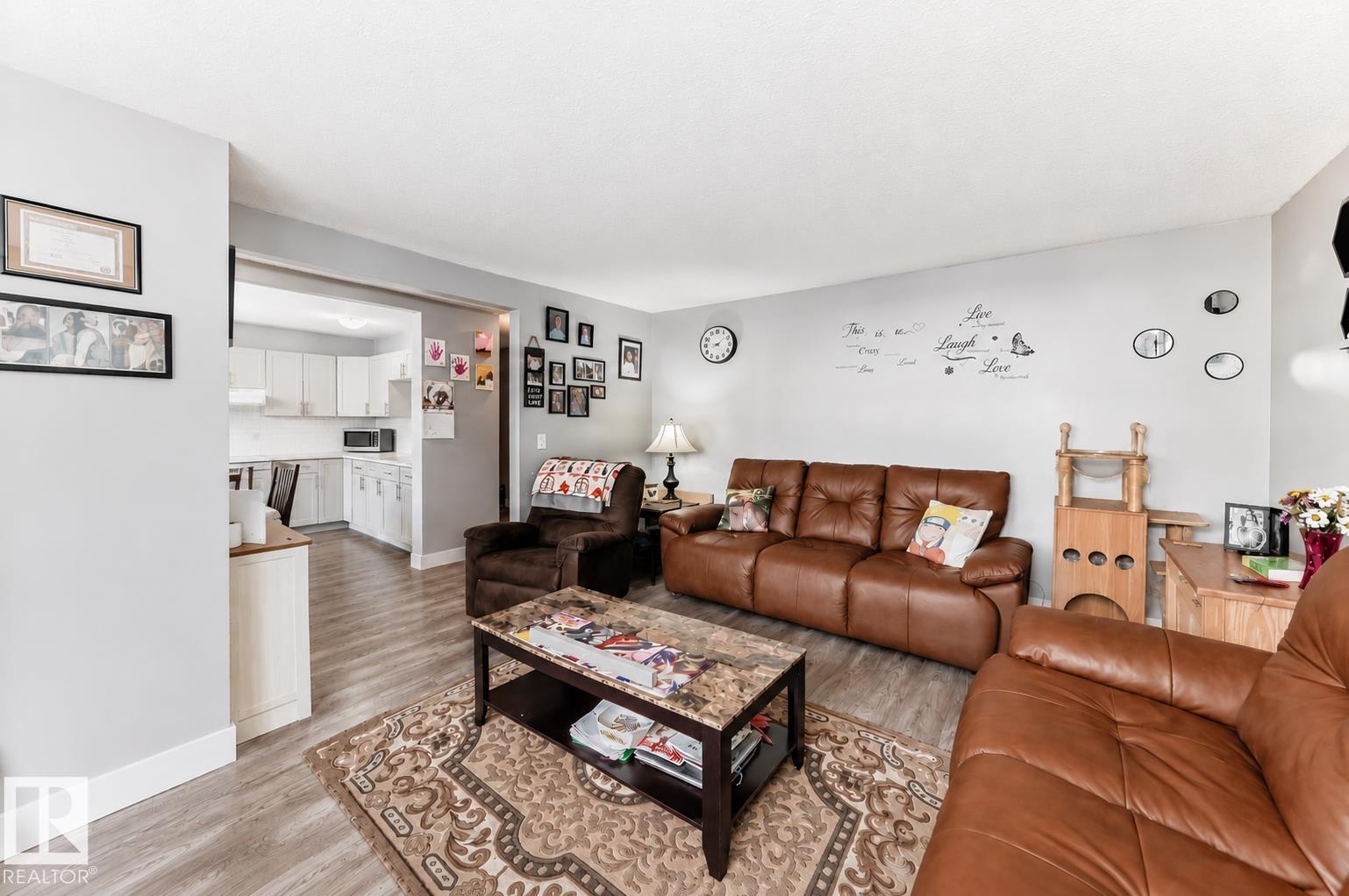 Photo 7 at 167 Roseland Village NW, Northmount, Edmonton