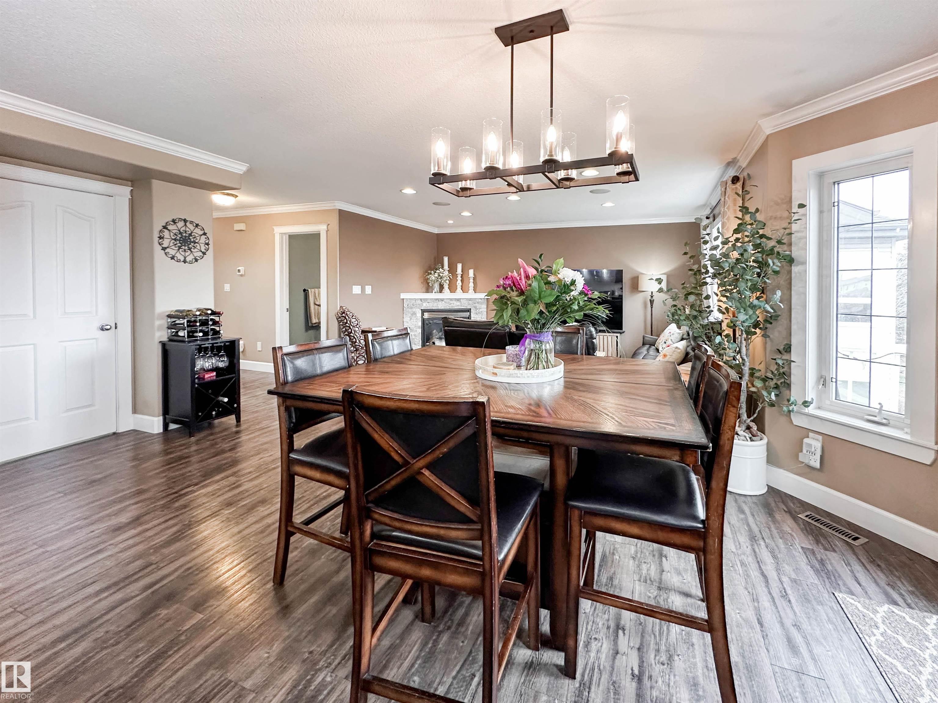 Photo 11 at 13715 149 Avenue NW, Cumberland, Edmonton