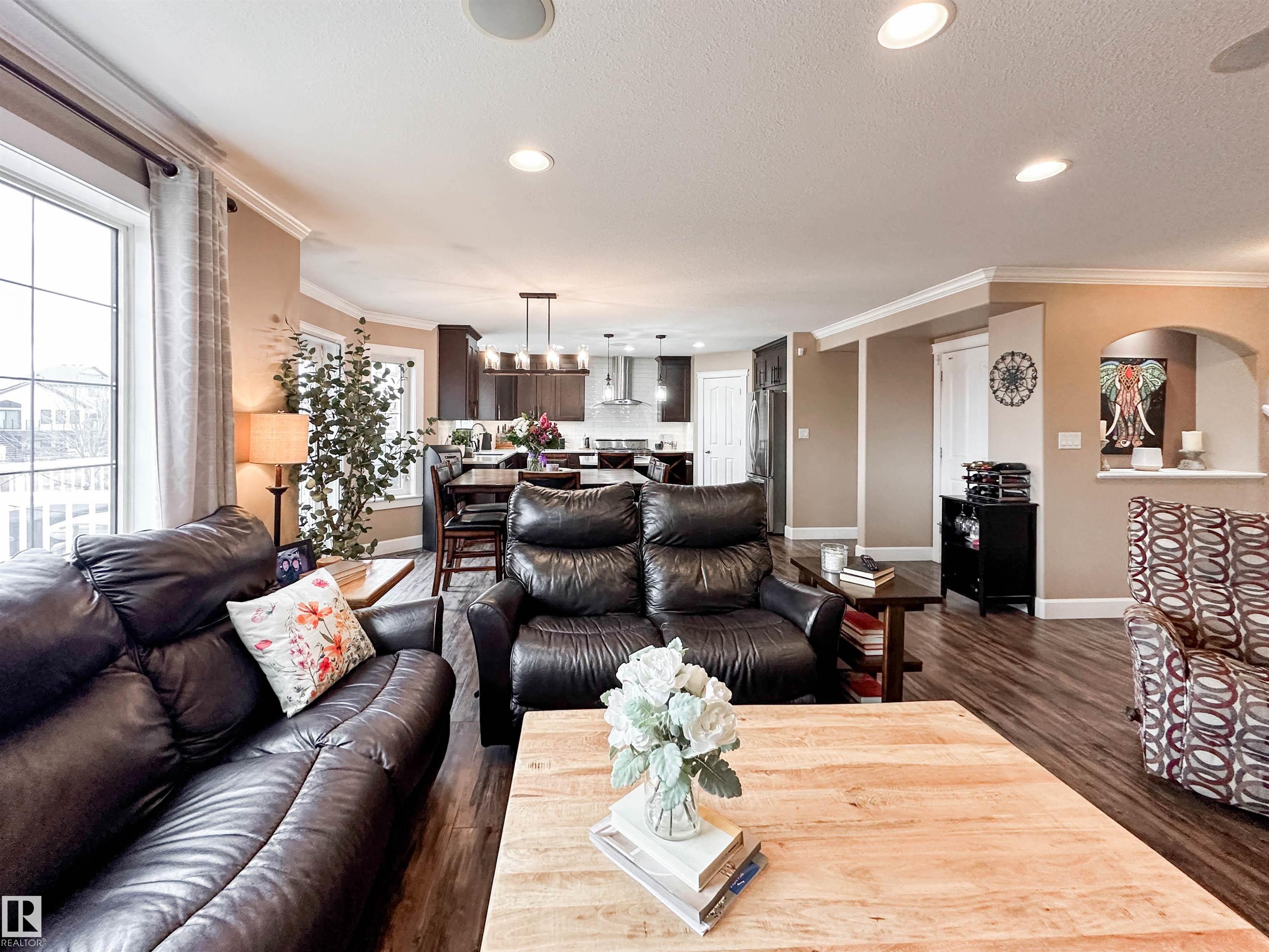 Photo 17 at 13715 149 Avenue NW, Cumberland, Edmonton