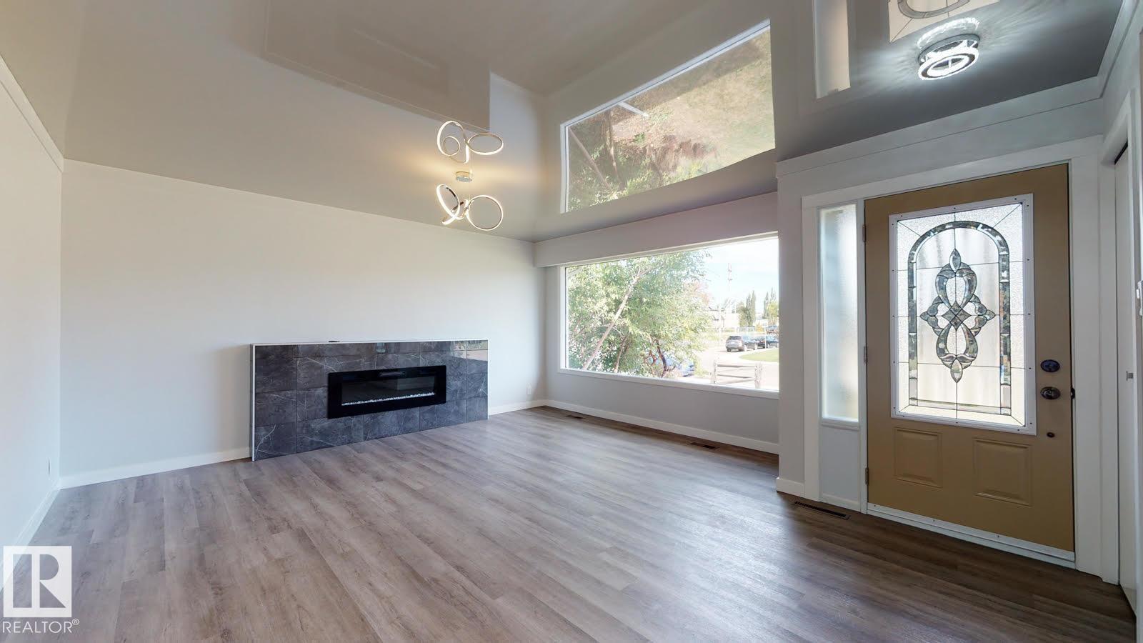 11744 135 Street NW, Woodcroft, Edmonton