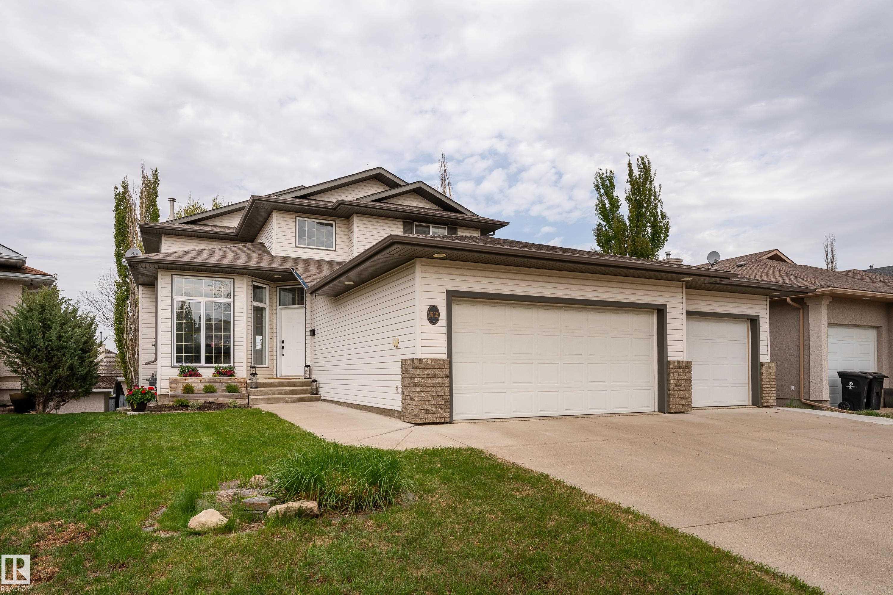 52 WESTPARK Wynd, Fort Saskatchewan, AB T8L 4K9