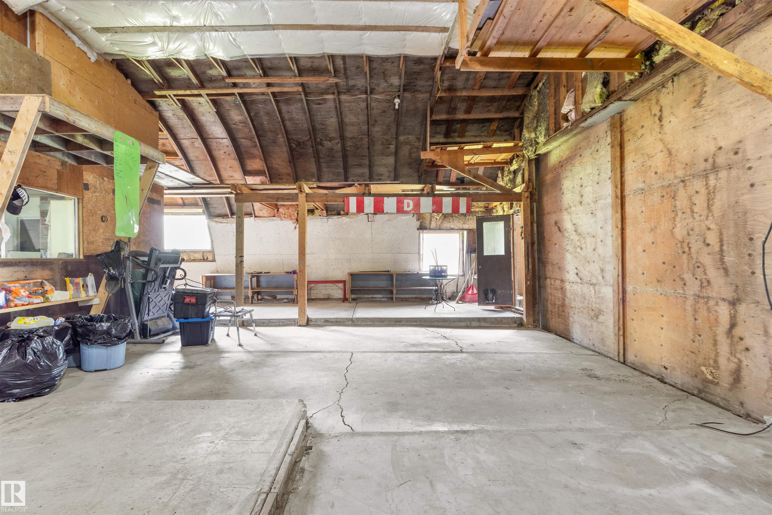 453038 RGE ROAD 61