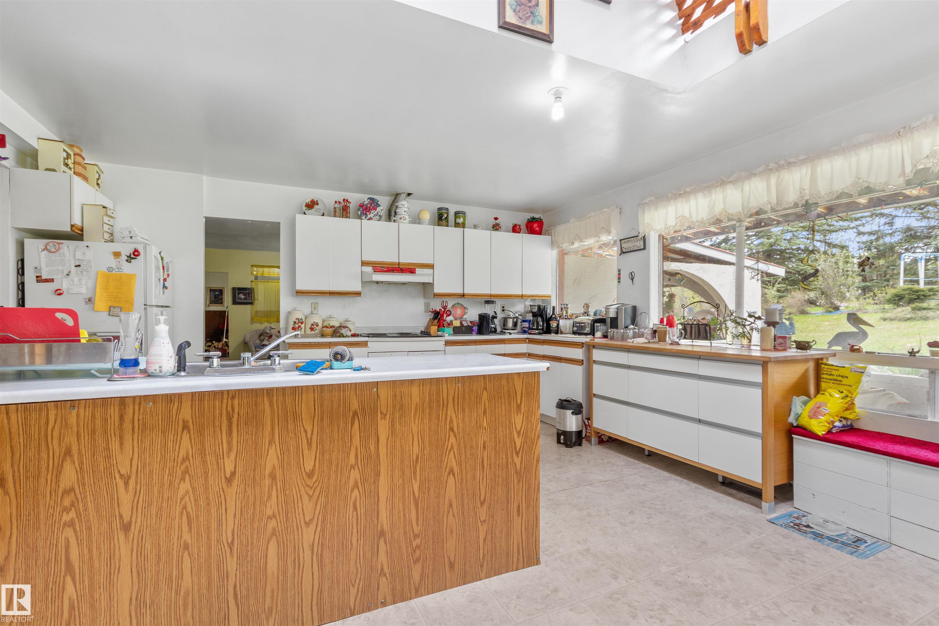453038 RGE ROAD 61