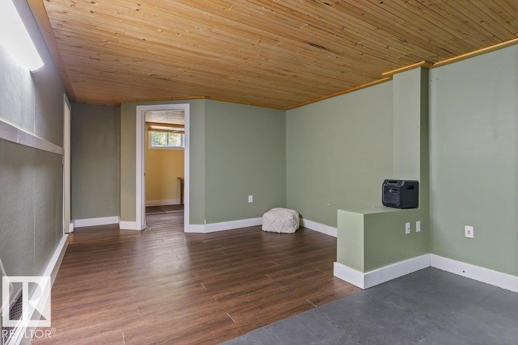 Photo 22 at 13056 Sherbrooke Avenue NW, Sherbrooke, Edmonton