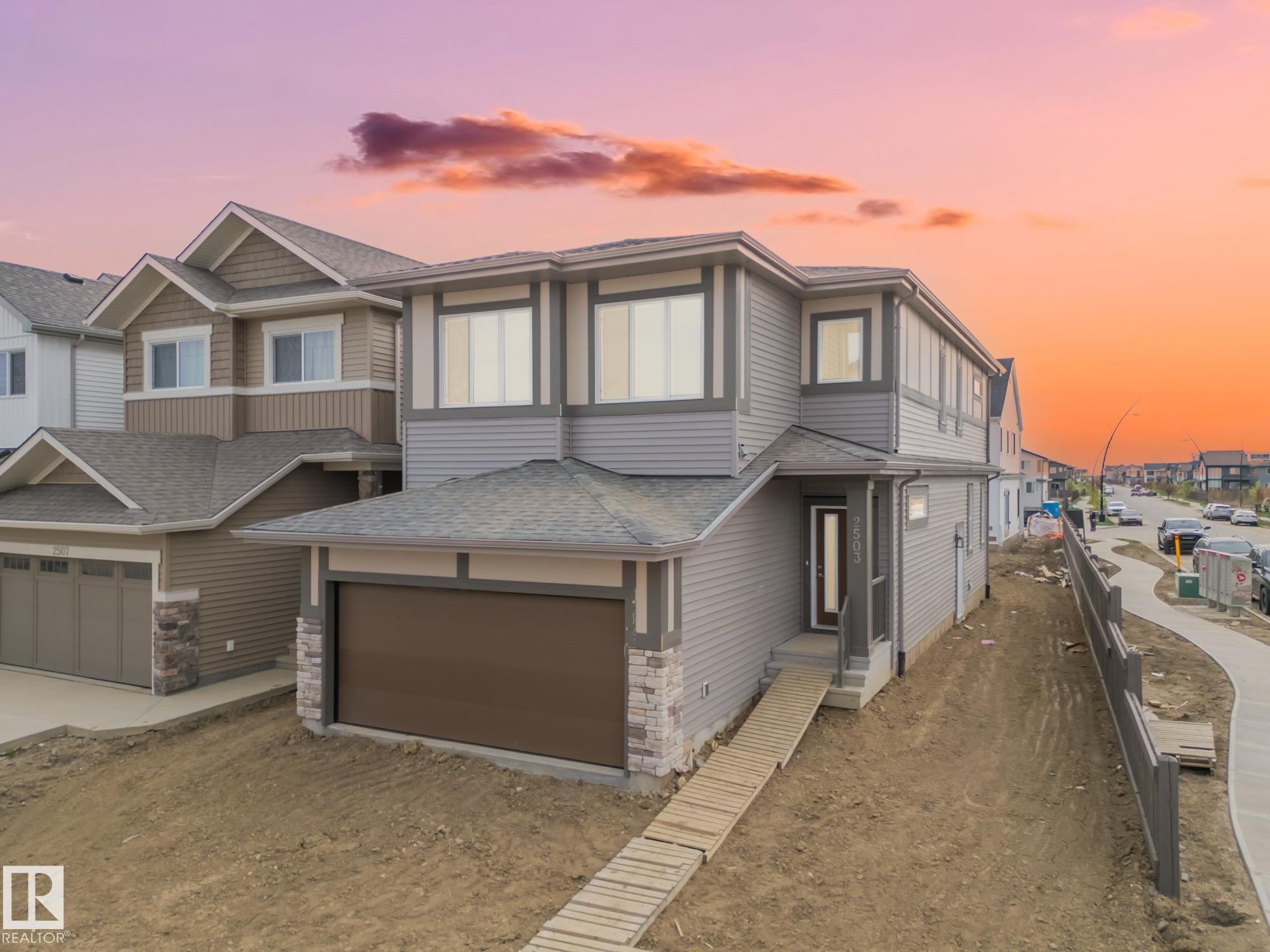 2503 211 Street NW, The Uplands, Edmonton