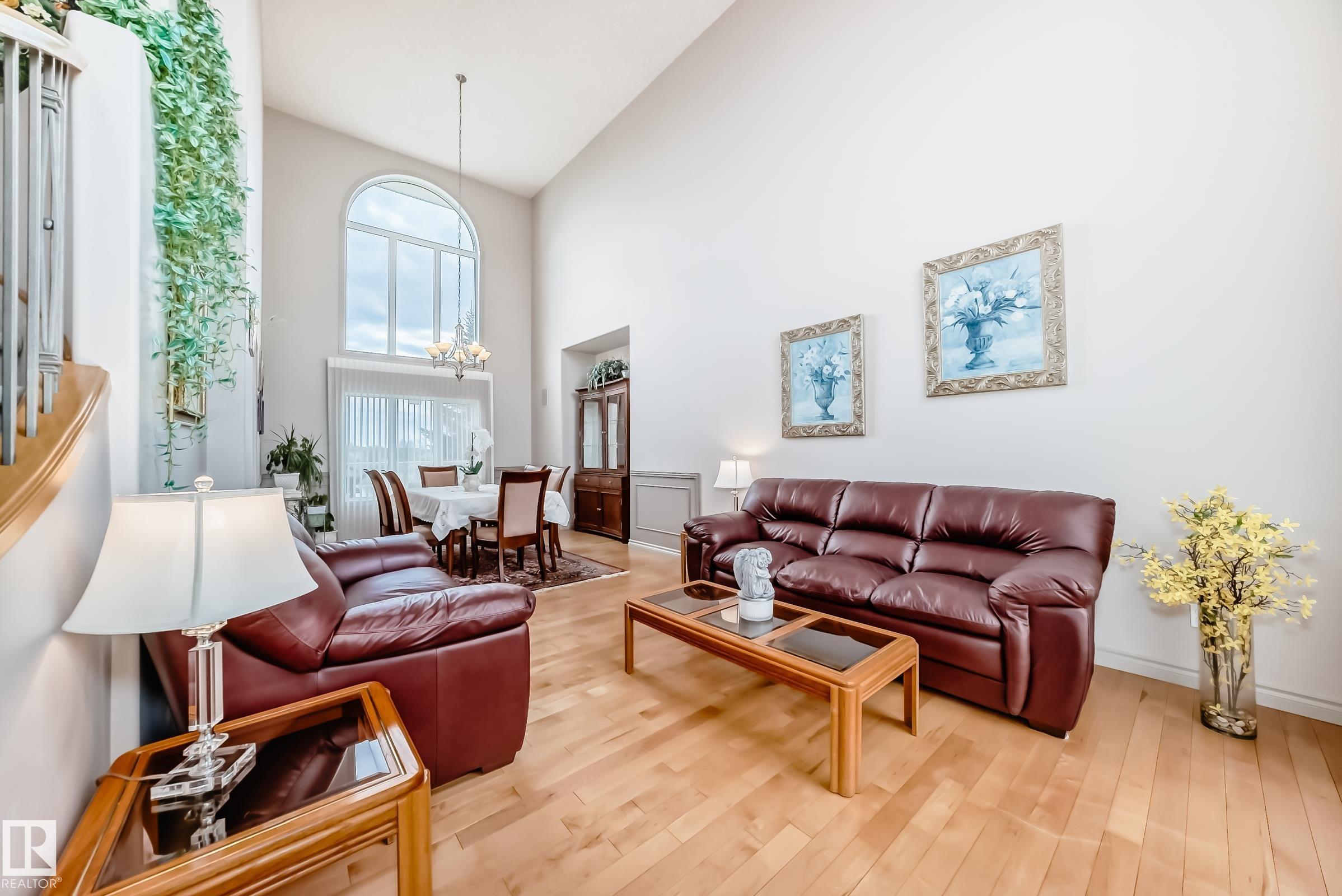 15516 135 Street NW, Carlton, Edmonton