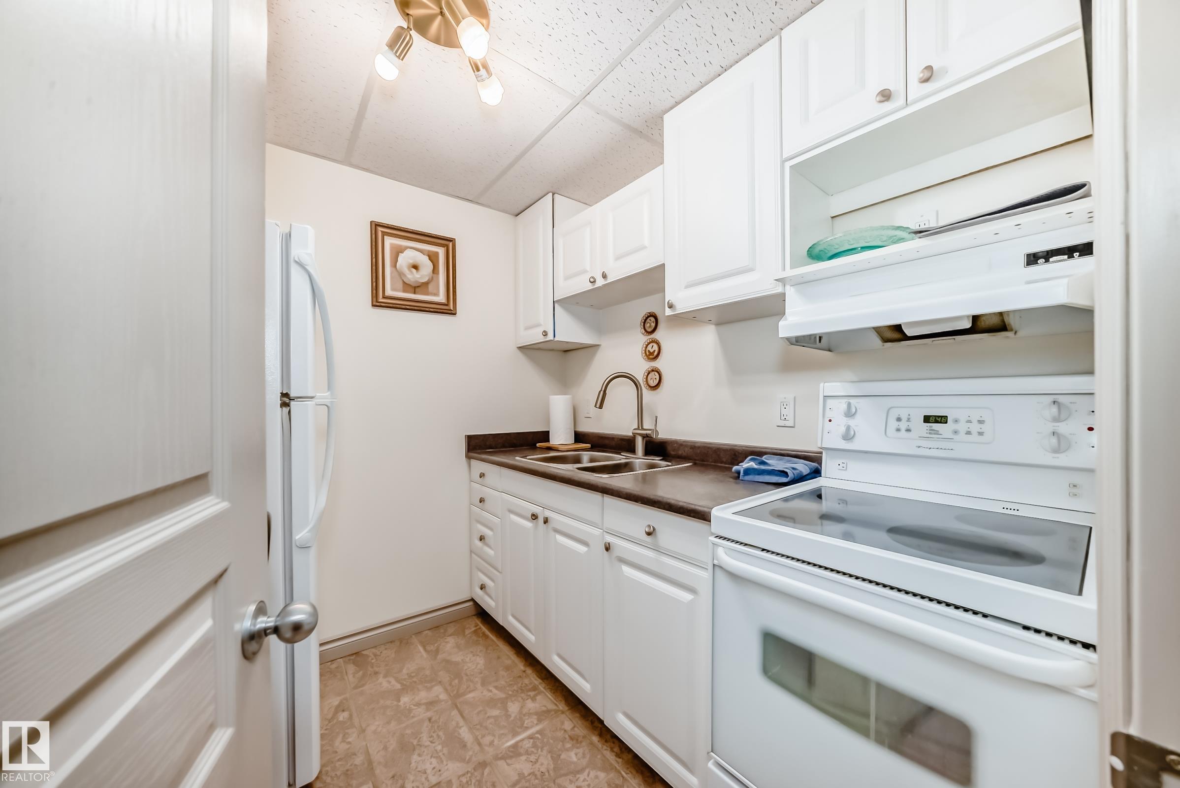 Photo 52 at 15516 135 Street NW, Carlton, Edmonton