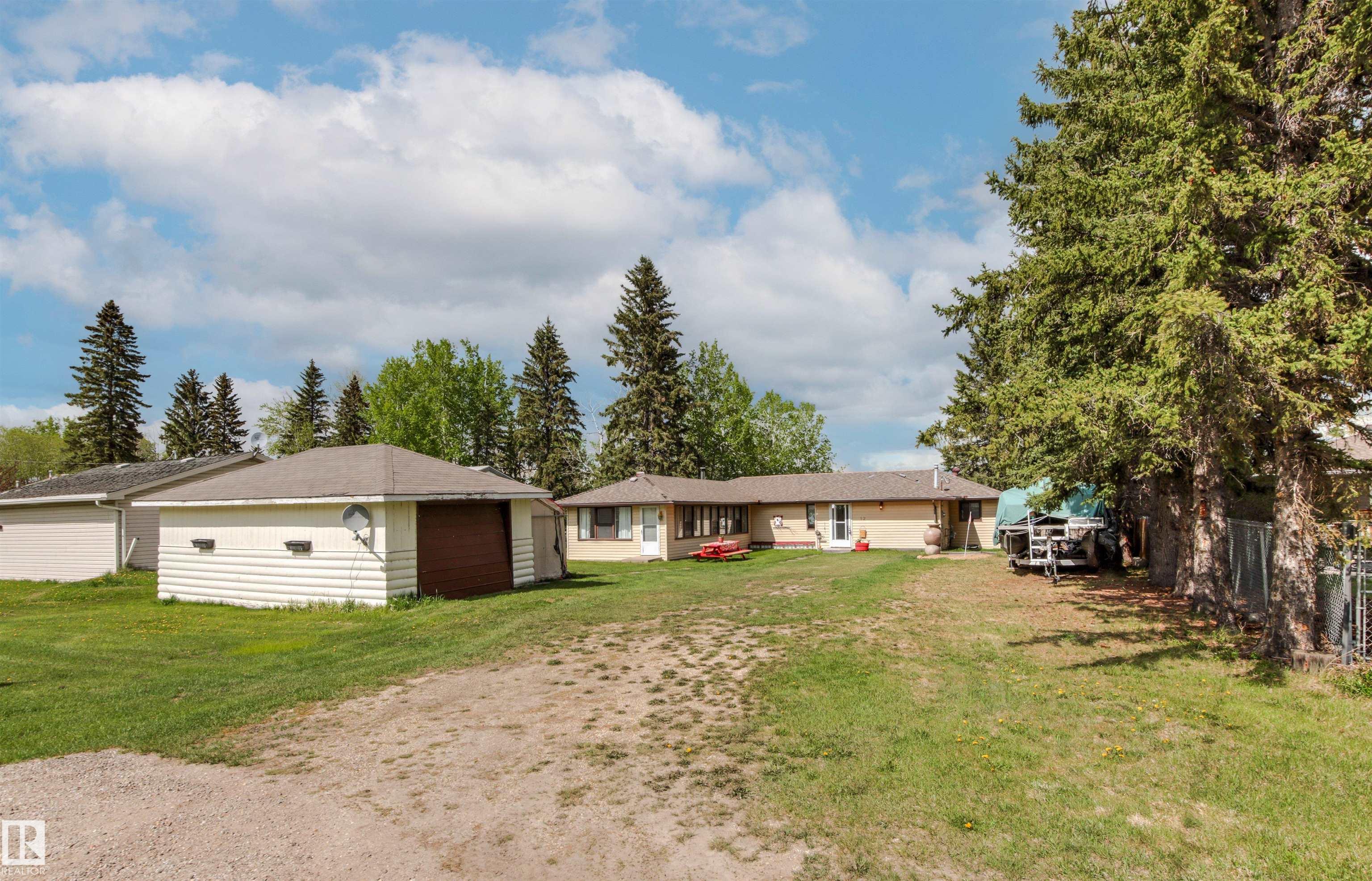 Photo 38 at 12 - 53004 Rge Road 54 A, South Seba Beach, Rural Parkland County