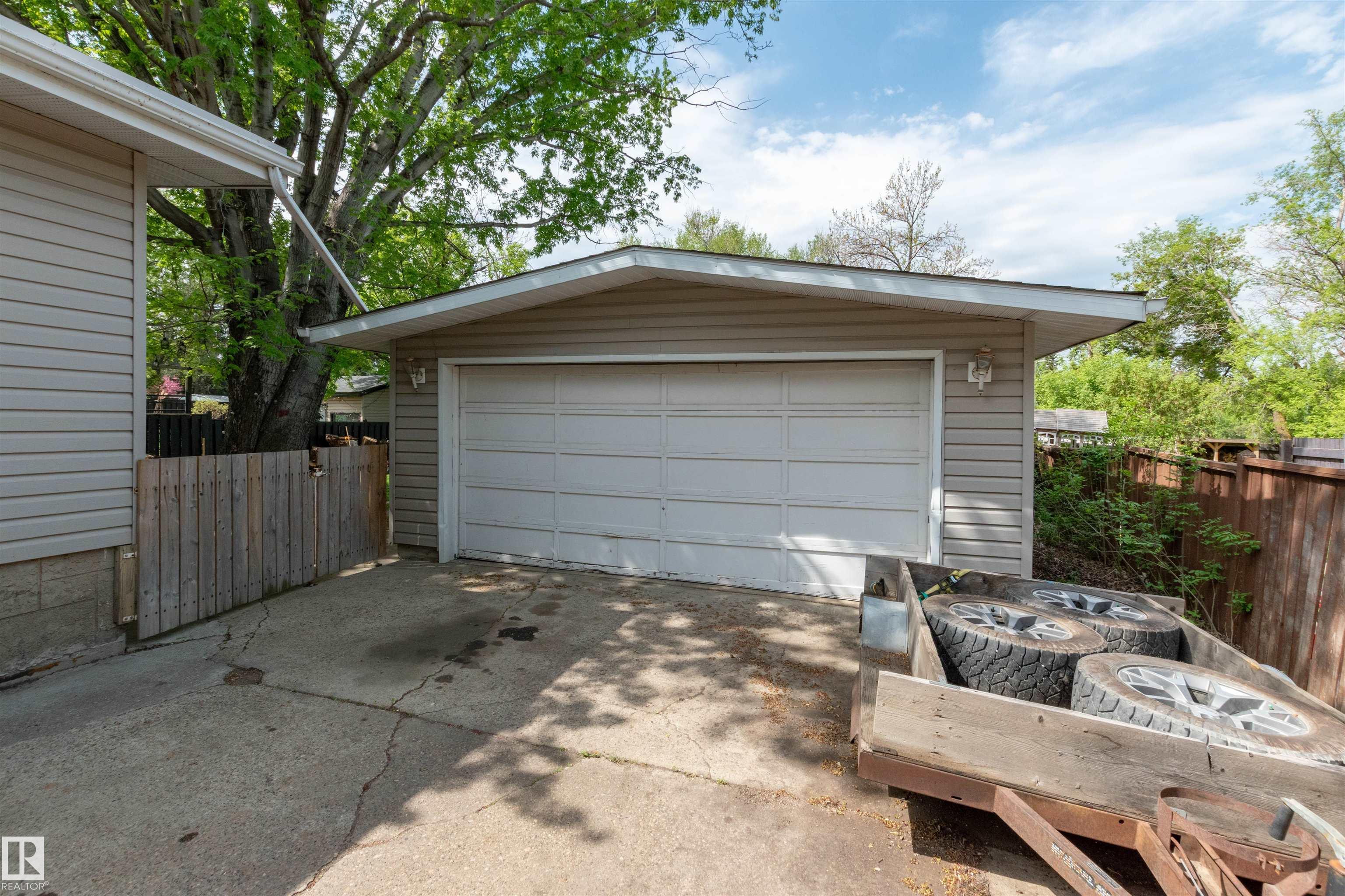 Photo 26 at 4 Crane Road, Brentwood, Sherwood Park