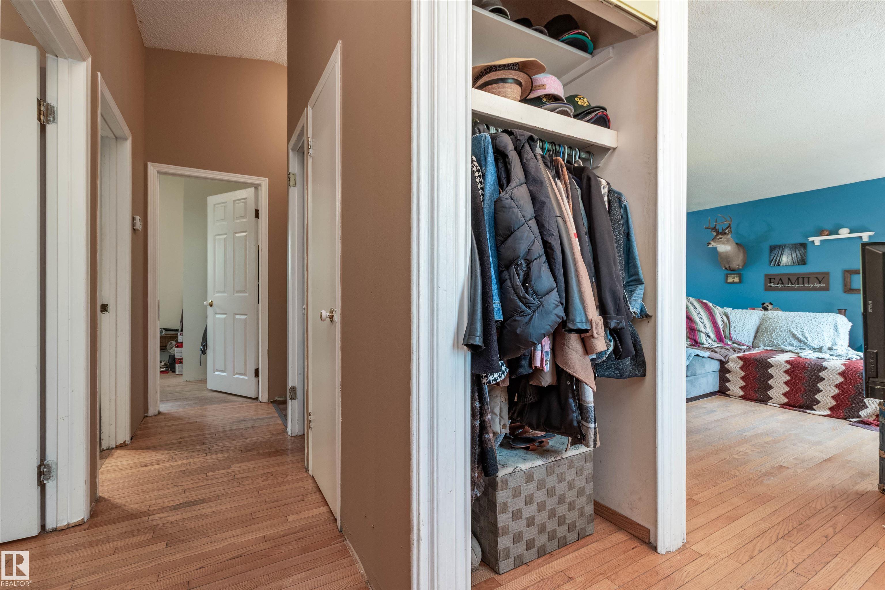 Photo 9 at 4 Crane Road, Brentwood, Sherwood Park