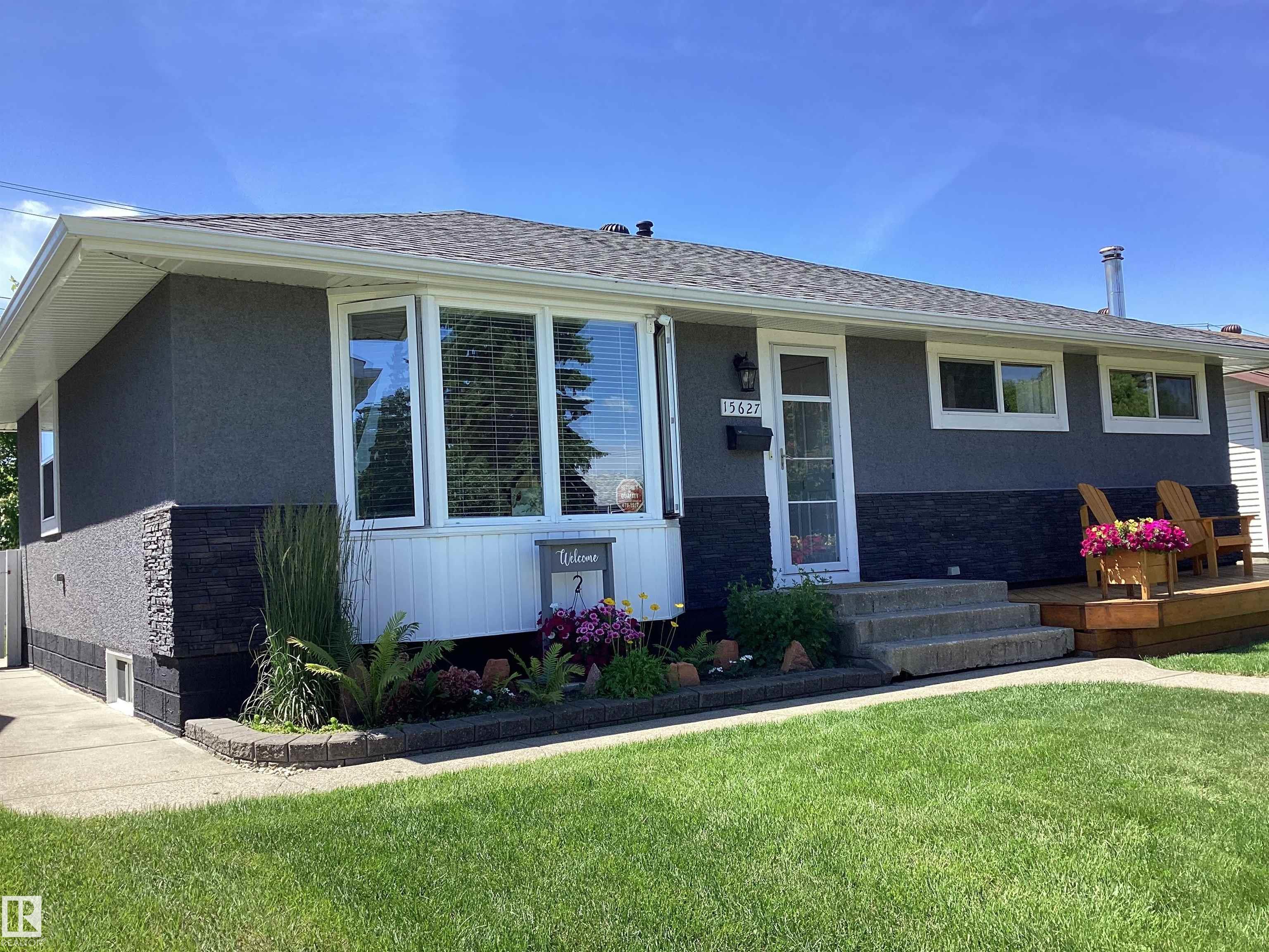 Picture for 15627 83 AV NW