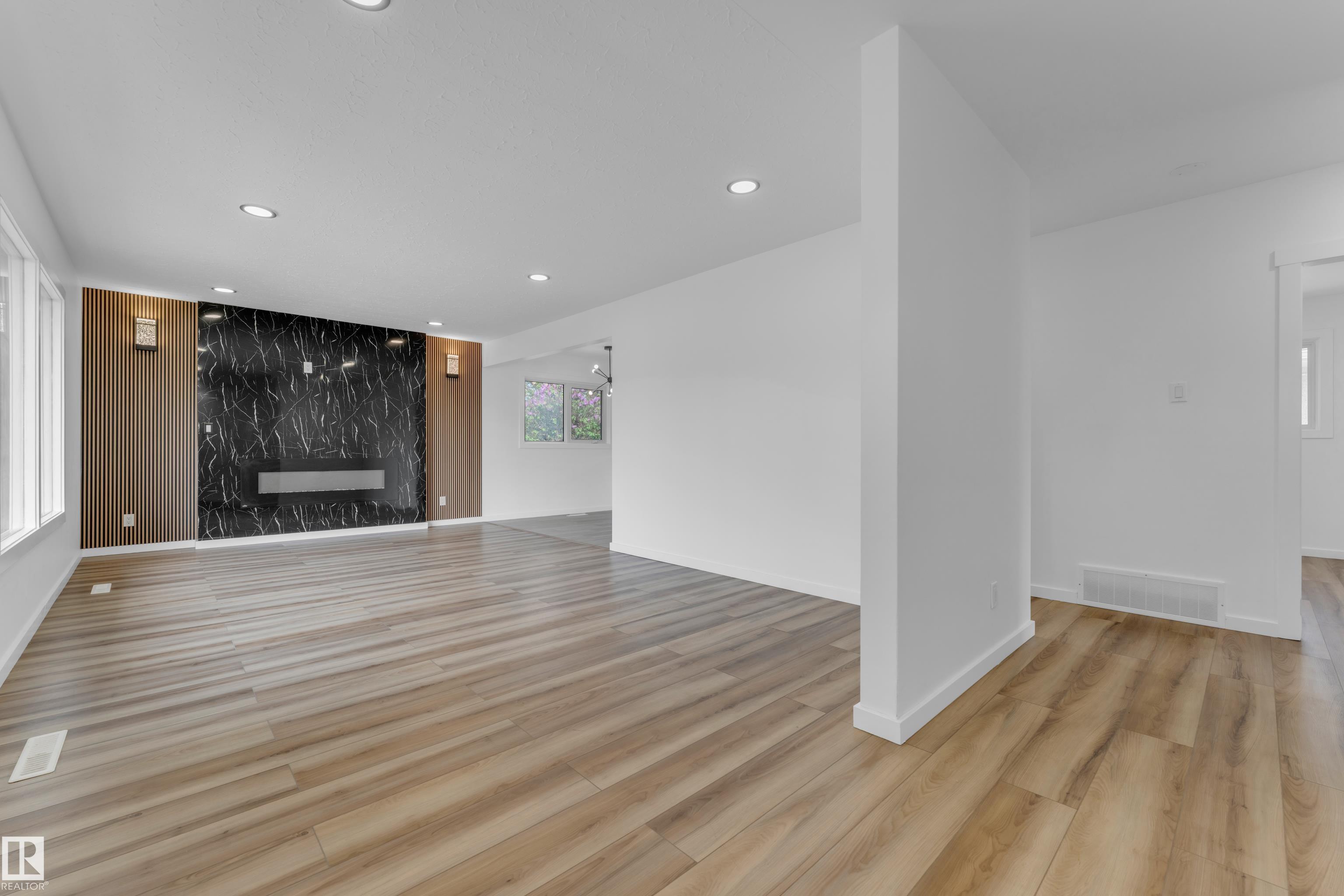 13116 128a Avenue NW, Athlone, Edmonton