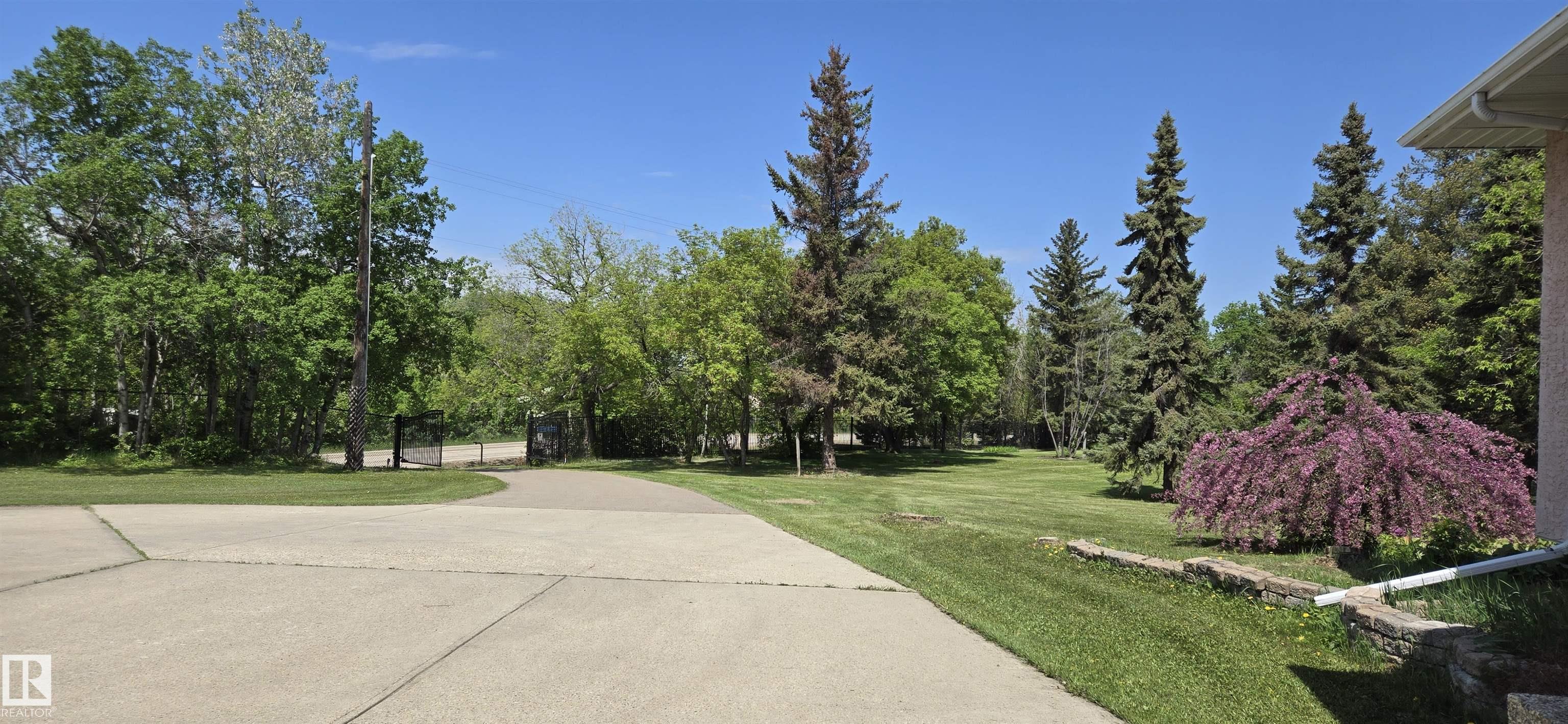 Photo 6 at 11911 231 Street NW, Kinglet Gardens, Edmonton
