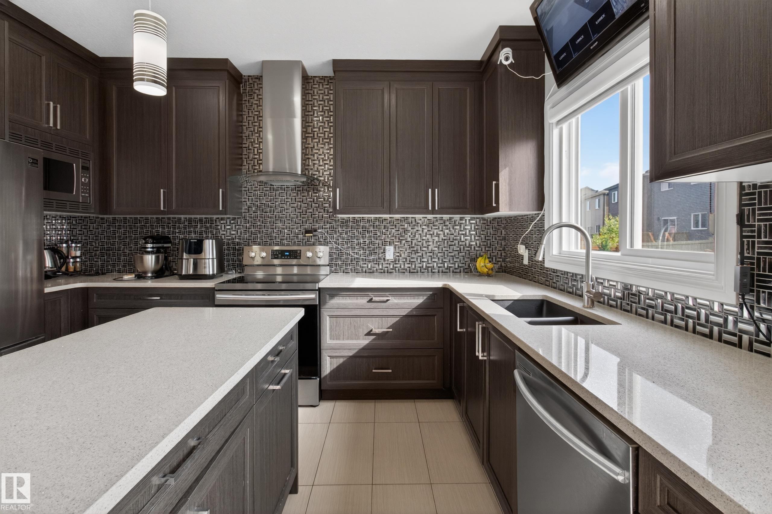 Photo 12 at 8607 Mayday Wynd SW, The Orchards At Ellerslie, Edmonton