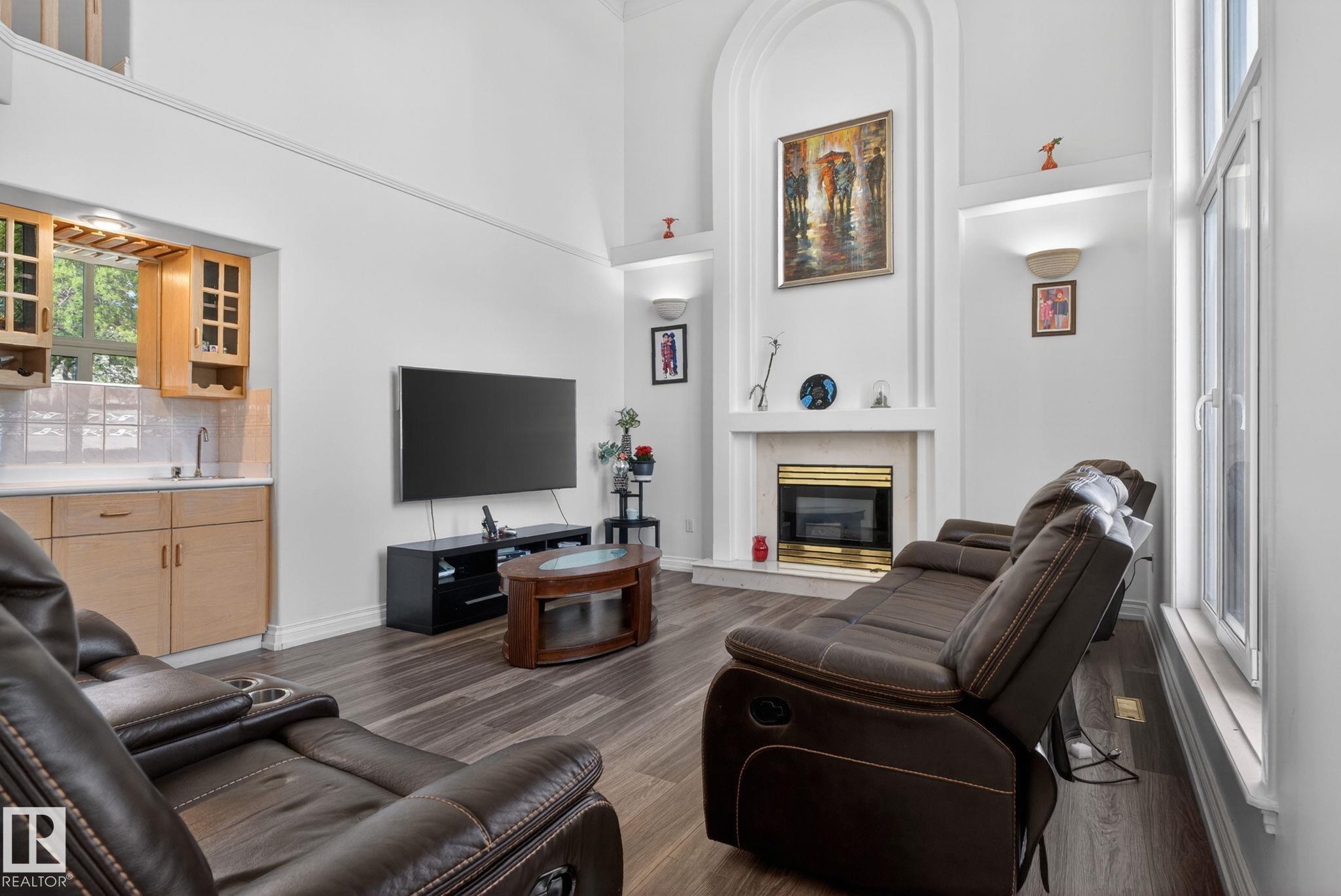 Photo 19 at 4615 43a Avenue NW, Jackson Heights, Edmonton