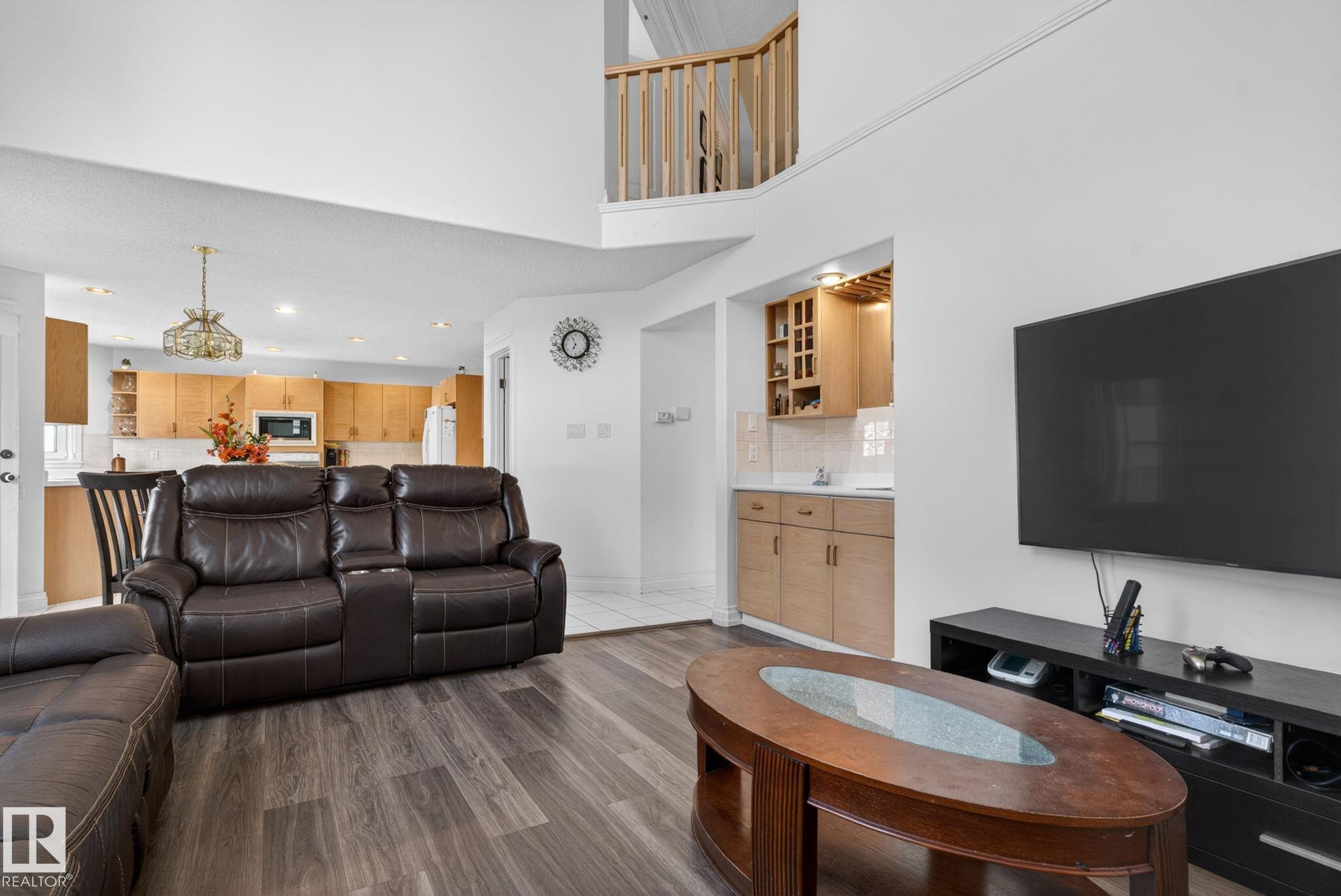 Photo 22 at 4615 43a Avenue NW, Jackson Heights, Edmonton