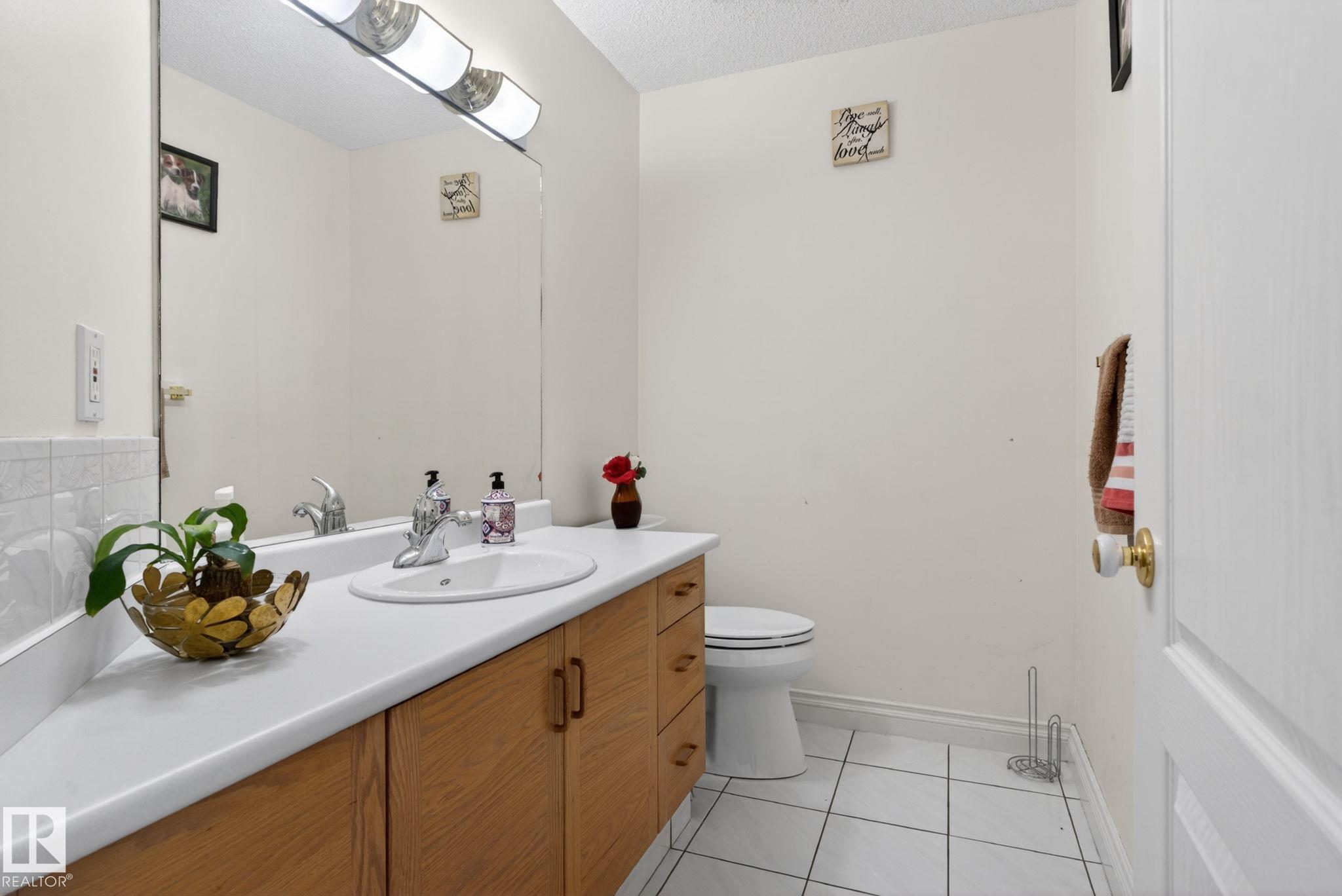Photo 27 at 4615 43a Avenue NW, Jackson Heights, Edmonton