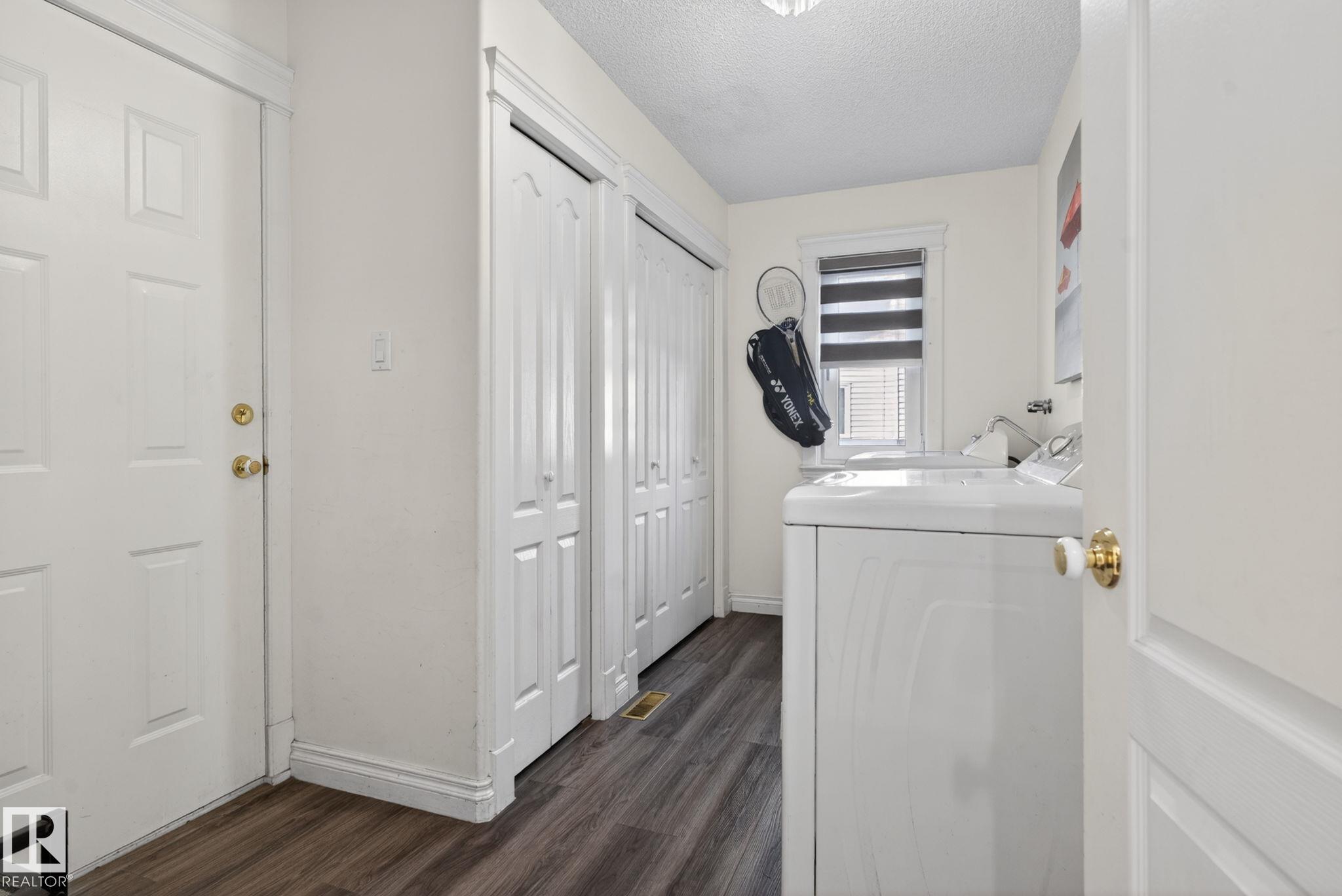 Photo 28 at 4615 43a Avenue NW, Jackson Heights, Edmonton