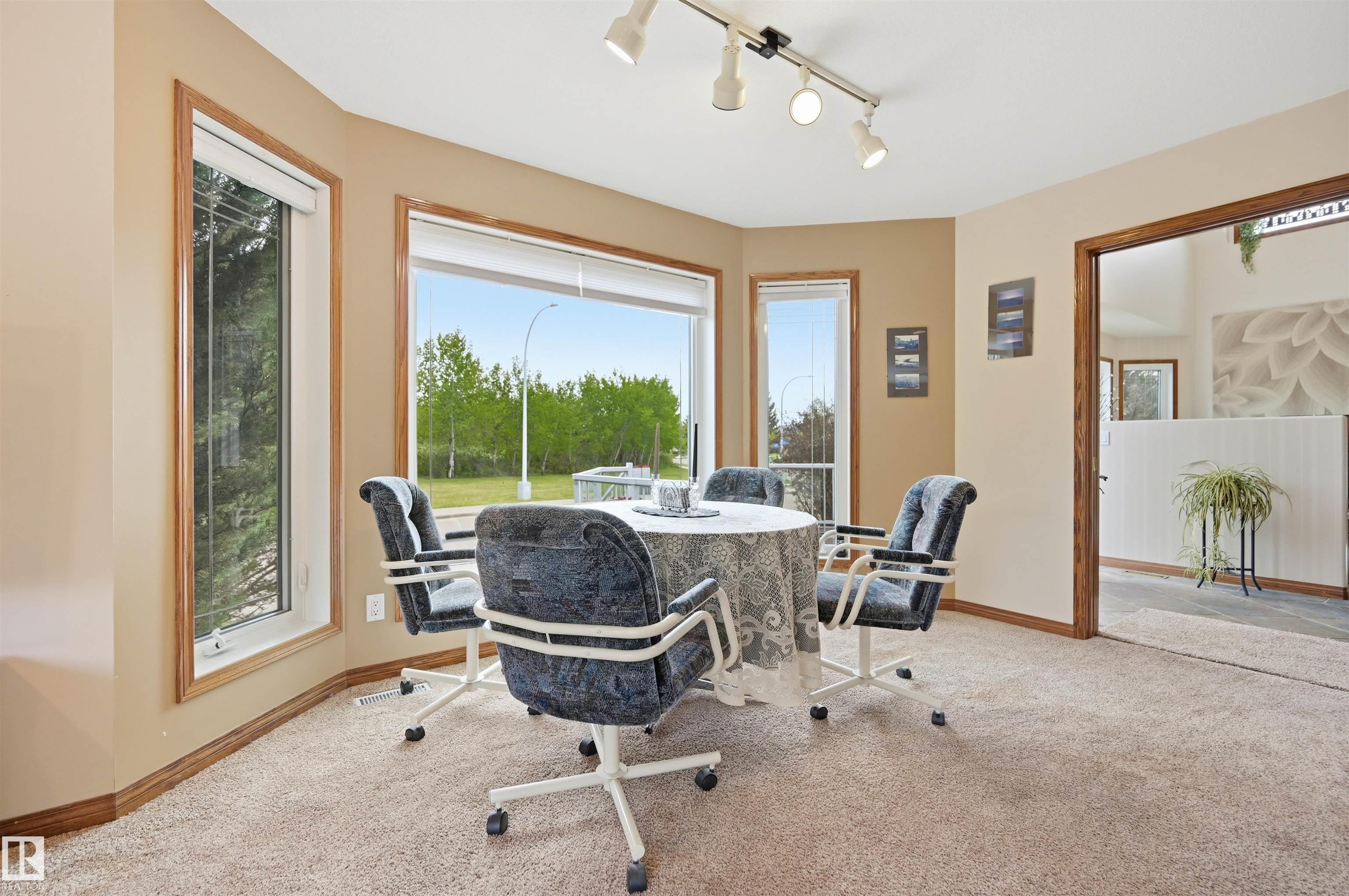 Photo 14 at 777 Butterworth Drive NW, Bulyea Heights, Edmonton
