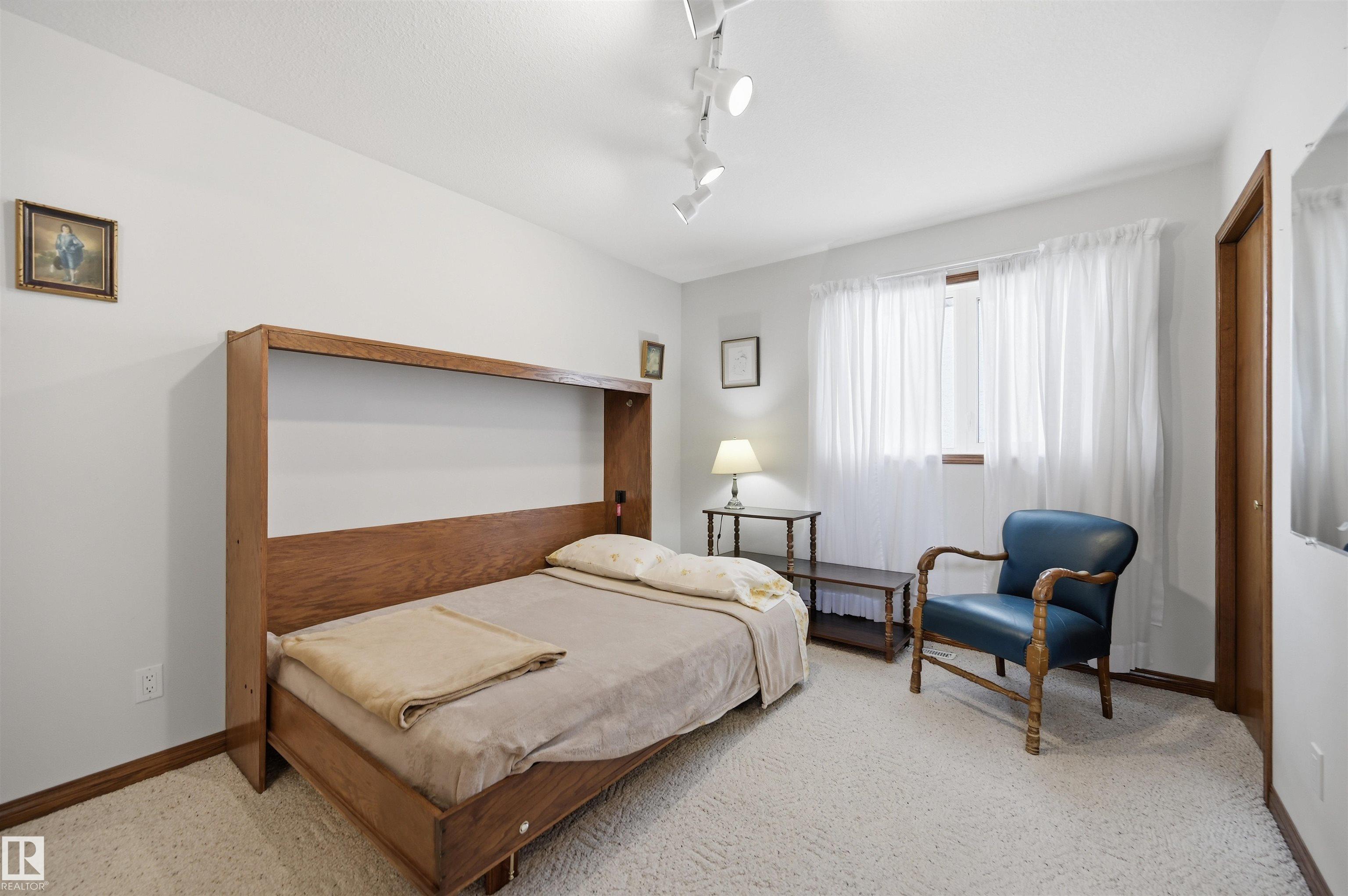 Photo 18 at 777 Butterworth Drive NW, Bulyea Heights, Edmonton