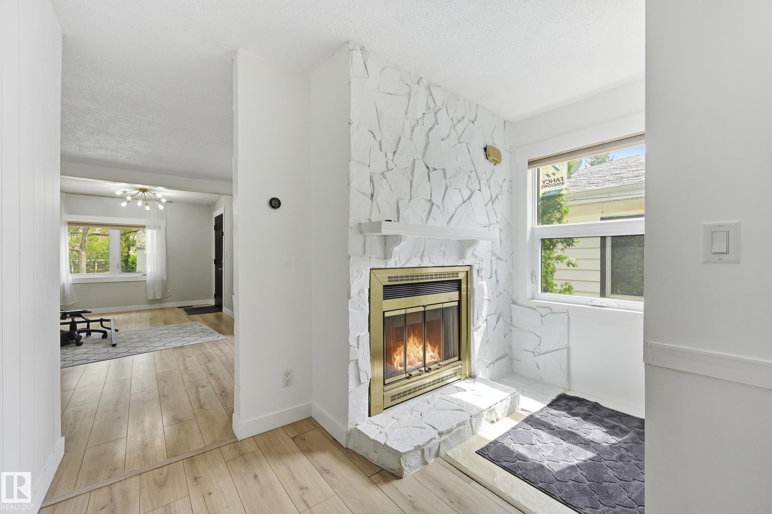 12326 92 Street NW, Delton, Edmonton