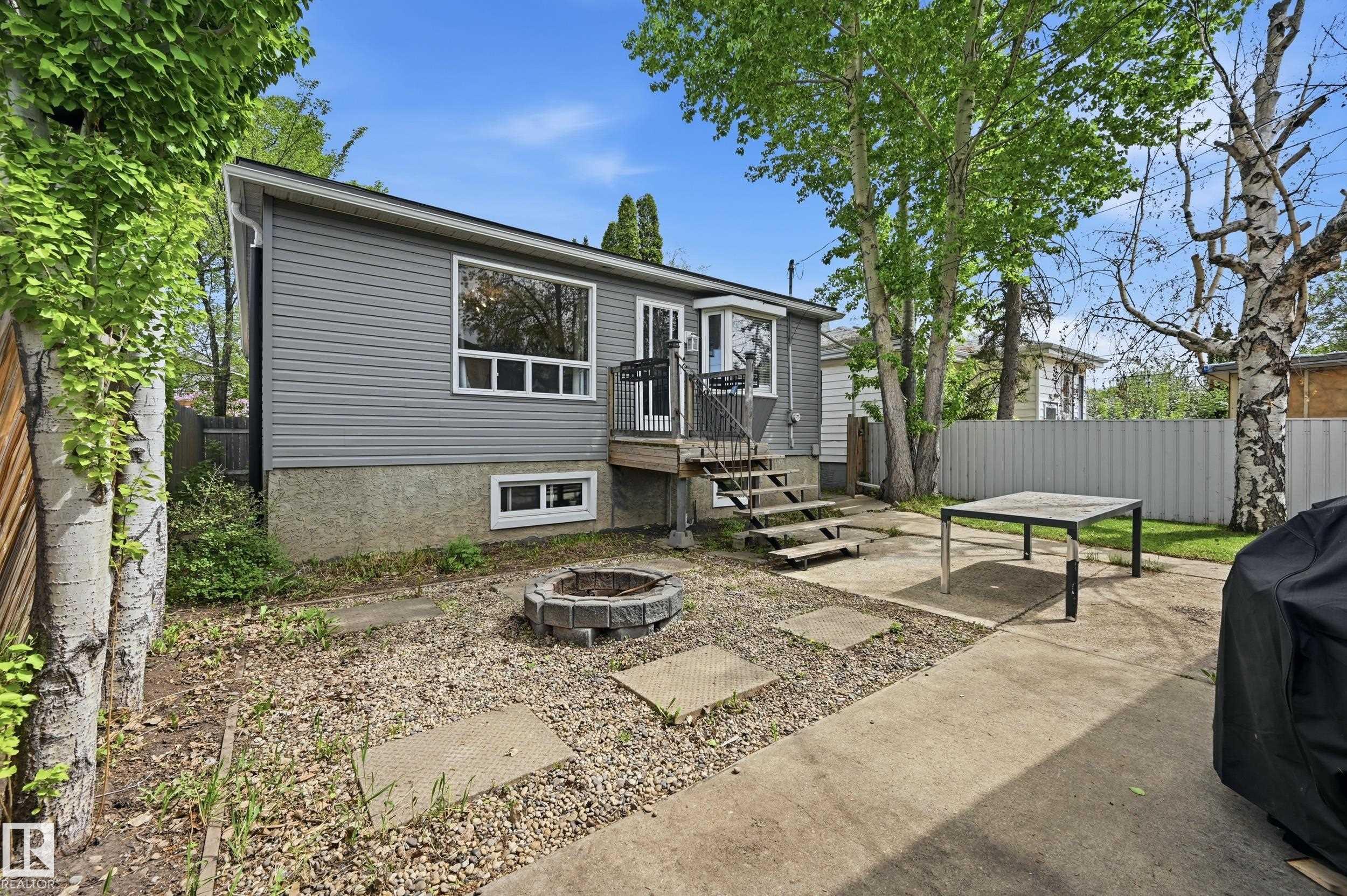 Photo 34 at 12326 92 Street NW, Delton, Edmonton