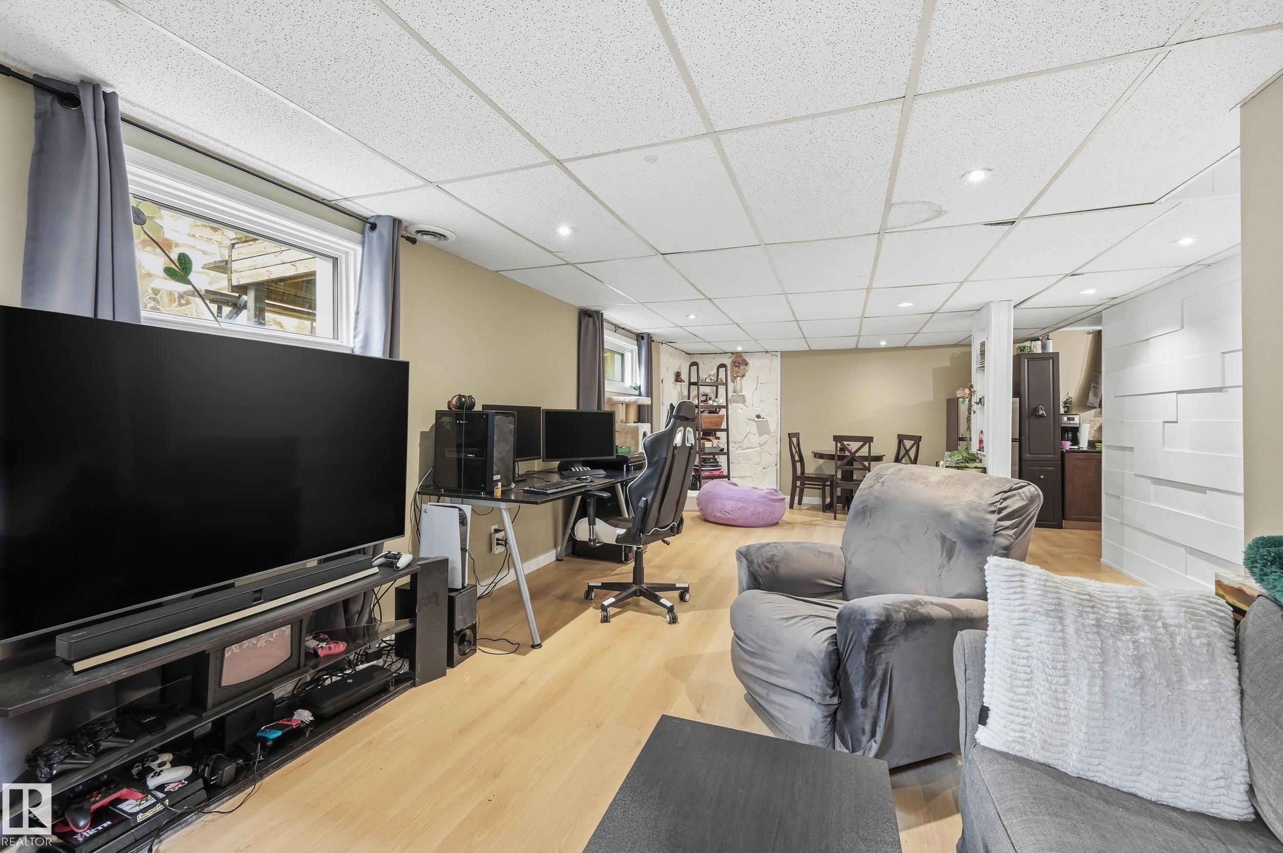 Photo 40 at 12326 92 Street NW, Delton, Edmonton