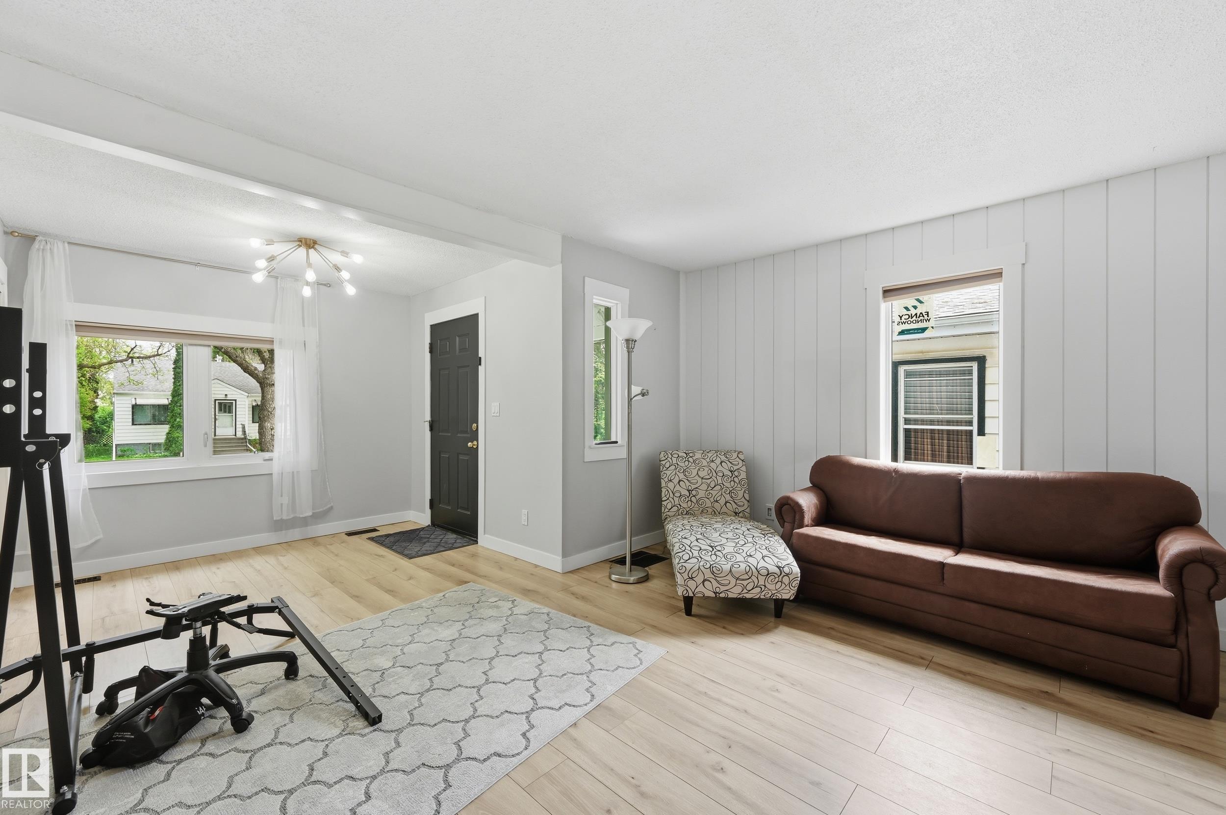 Photo 48 at 12326 92 Street NW, Delton, Edmonton