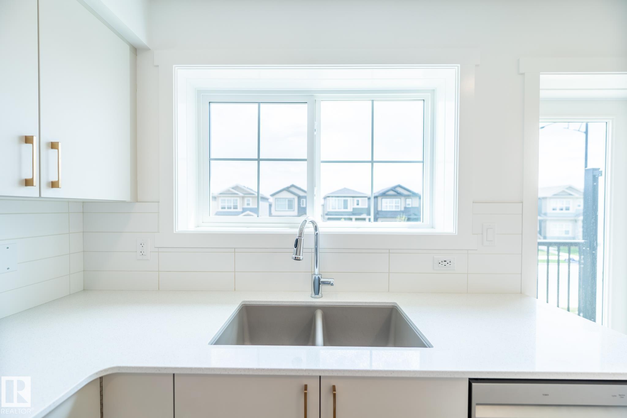 Photo 14 at 7032 Rosenthal Drive NW, Rosenthal, Edmonton