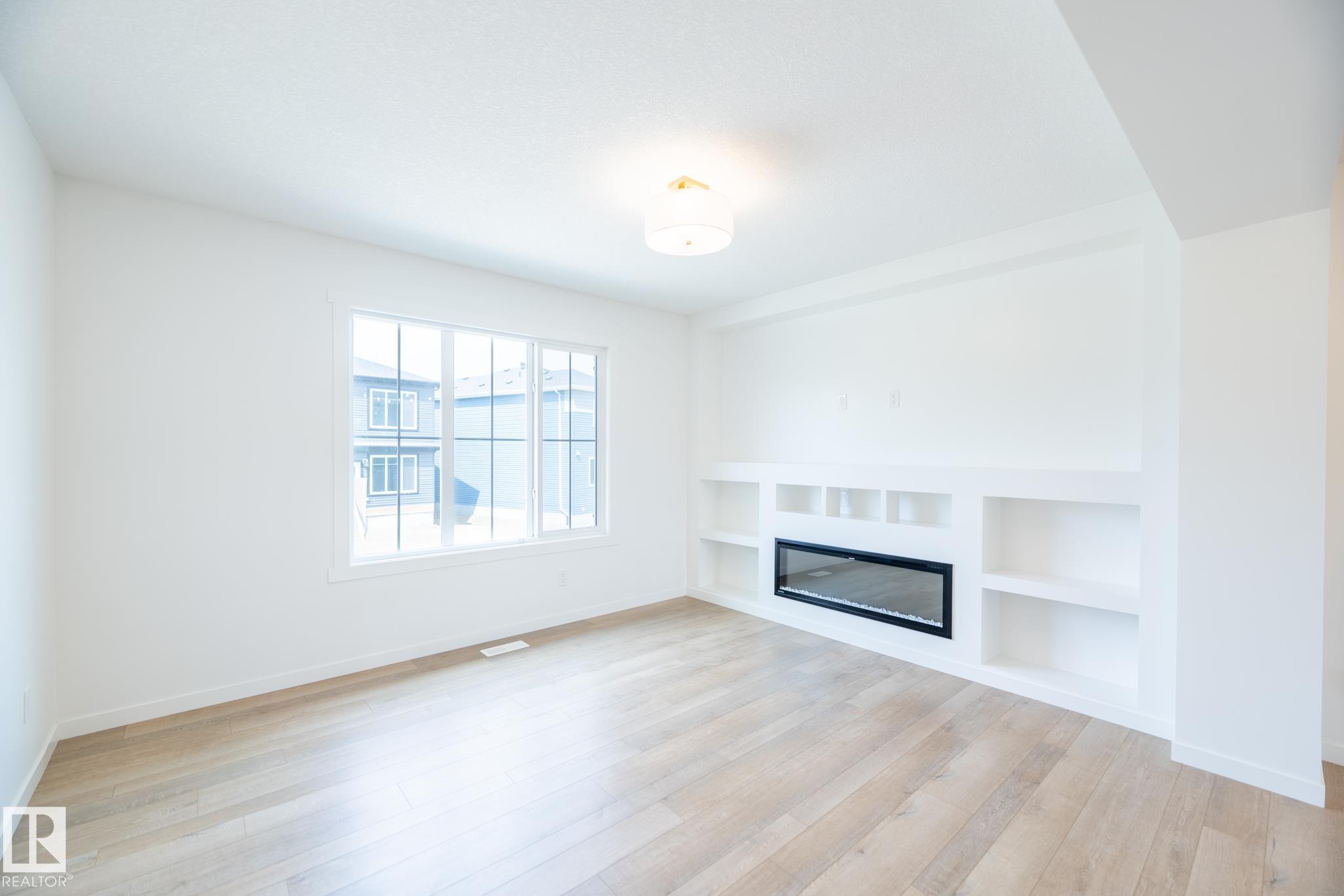 Photo 6 at 7032 Rosenthal Drive NW, Rosenthal, Edmonton
