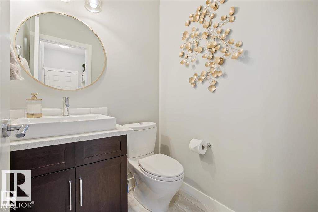 Photo 7 at 1004 Huckell Place SW, Hays Ridge Area, Edmonton