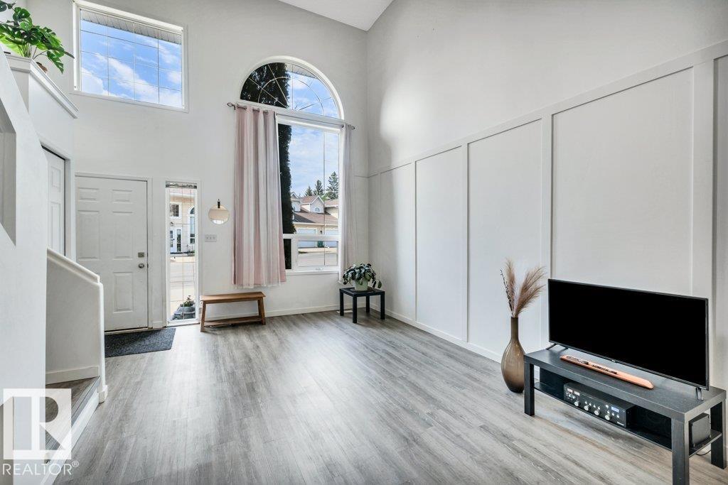 Photo 7 at 13 - 4 Fraser Drive, Forest Lawn, St. Albert