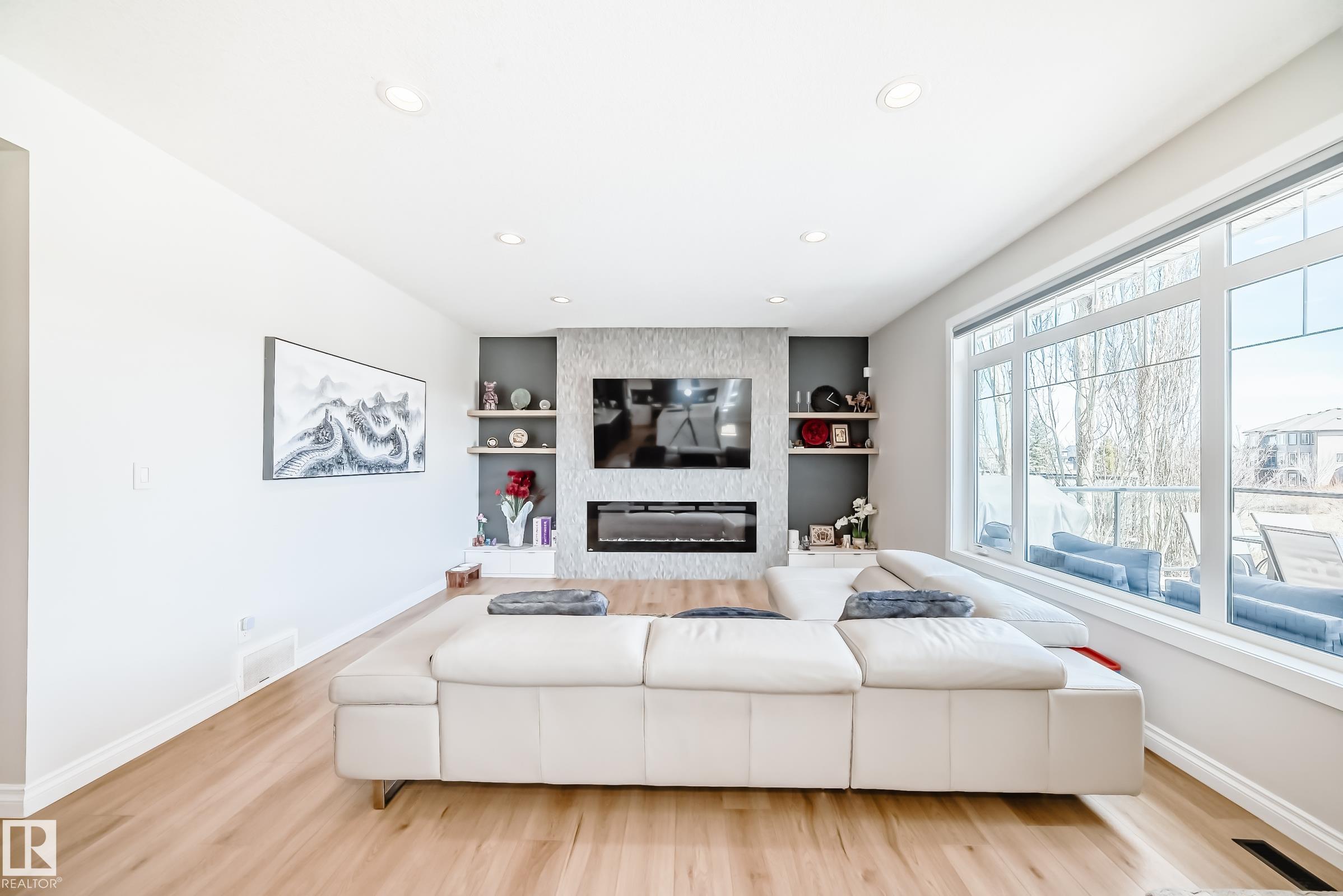 Photo 18 at 3230 Whitelaw Drive NW, Windermere, Edmonton