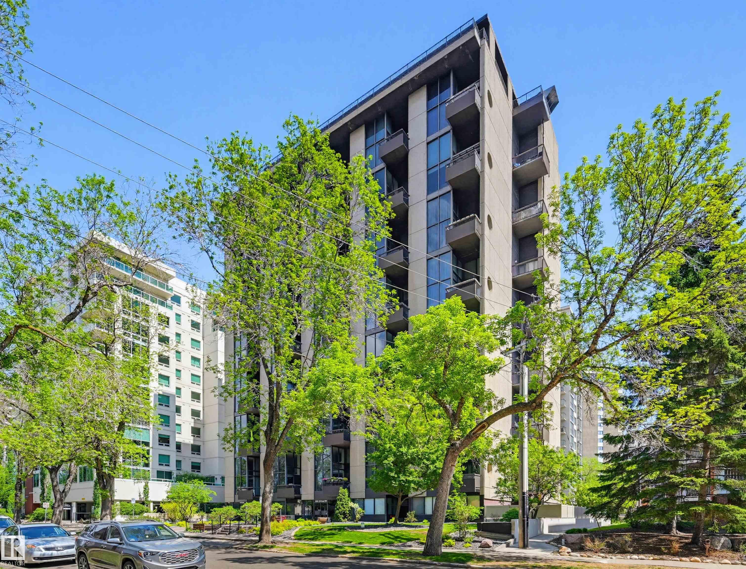 806 - 10045 118 Street NW, Wîhkwêntôwin, Edmonton